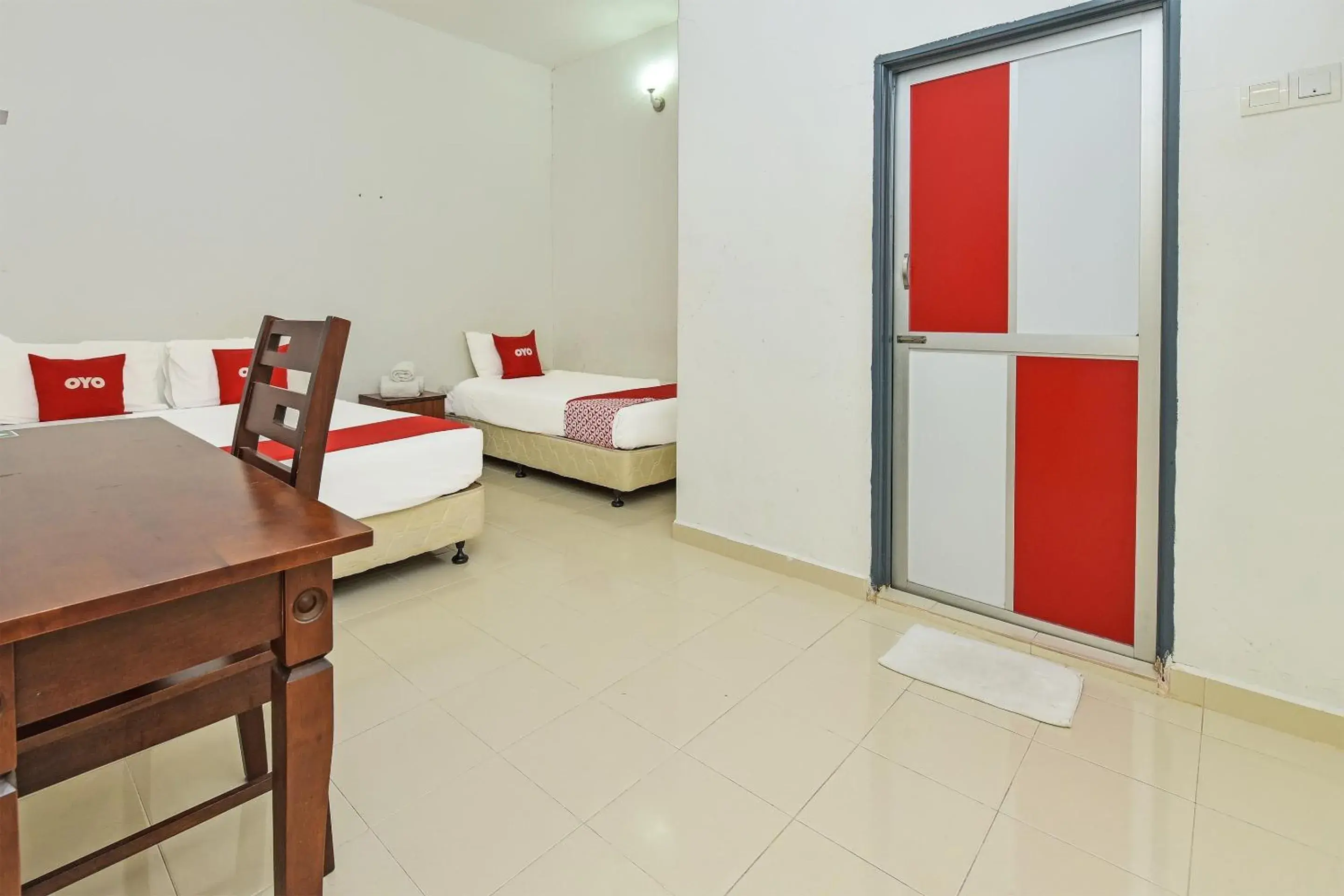 Bedroom in Hotel O Senyum Inn Bedroom in Hotel O Senyum Inn