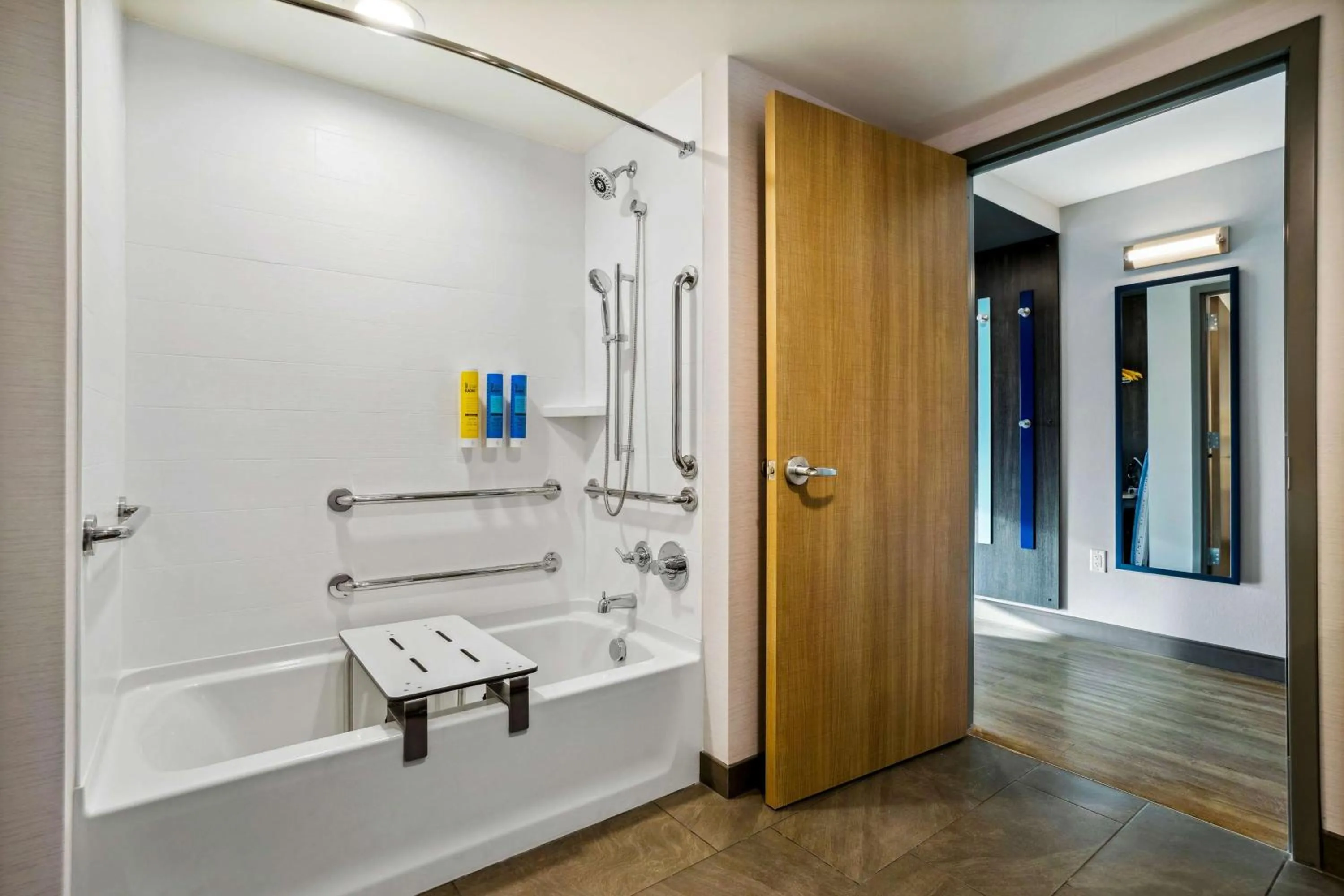 Bathroom in Tru By Hilton Colorado Springs Airport