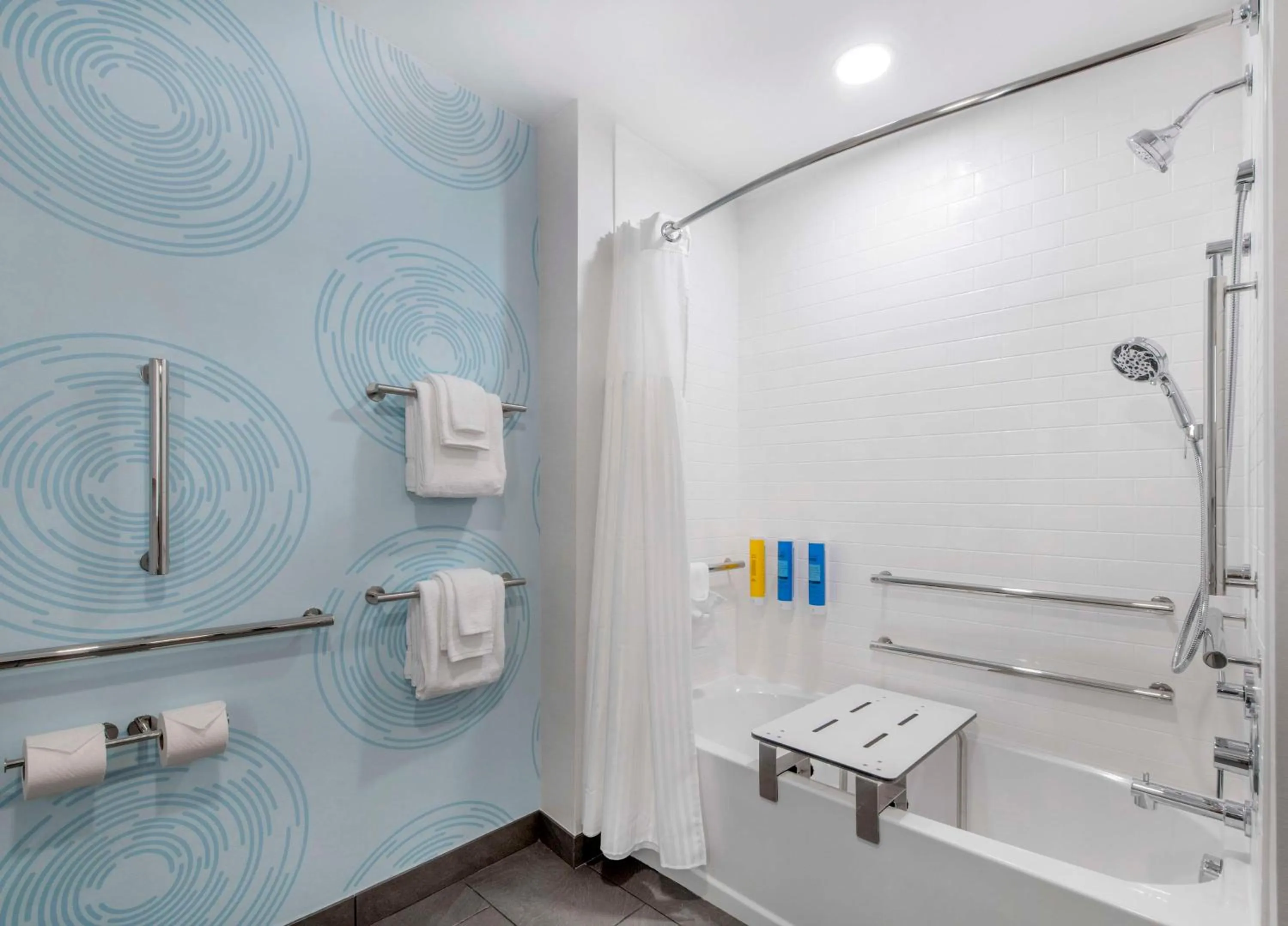 Bathroom in Tru by Hilton Wilmington Wrightsville Beach