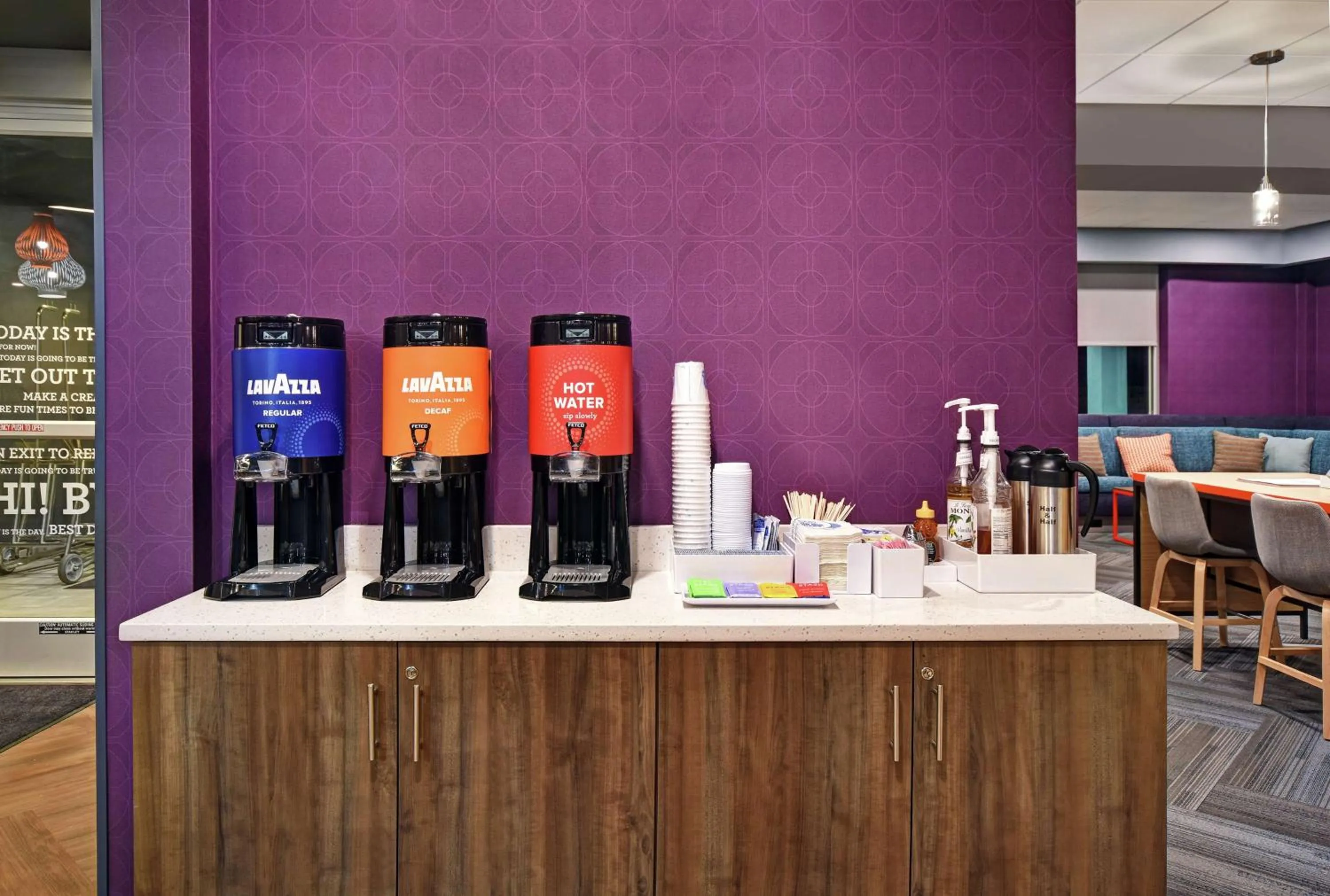 Coffee/tea facilities in Tru by Hilton Wilmington Wrightsville Beach