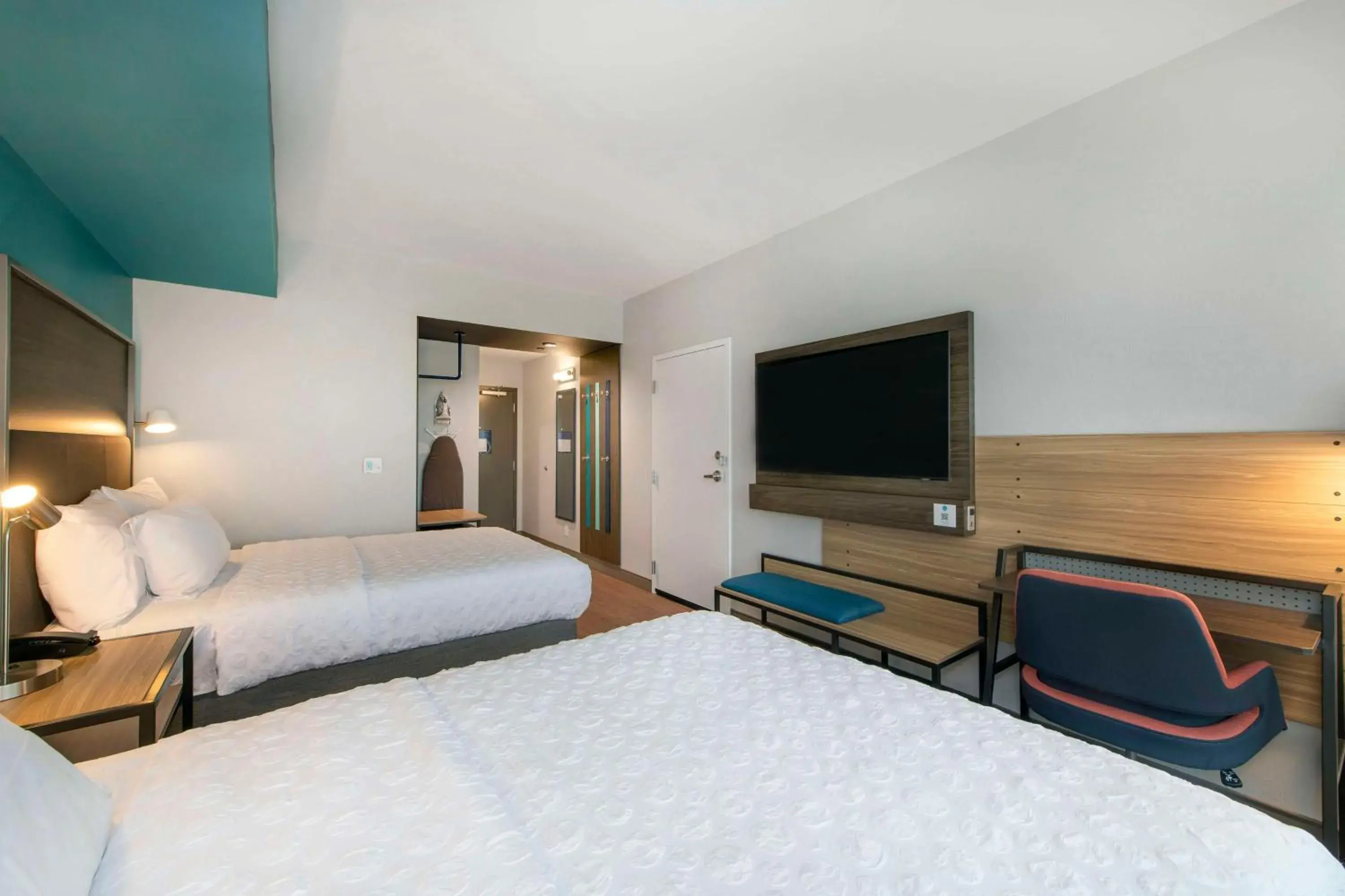 Bed in Tru by Hilton Wilmington Wrightsville Beach Bed in Tru by Hilton Wilmington Wrightsville Beach