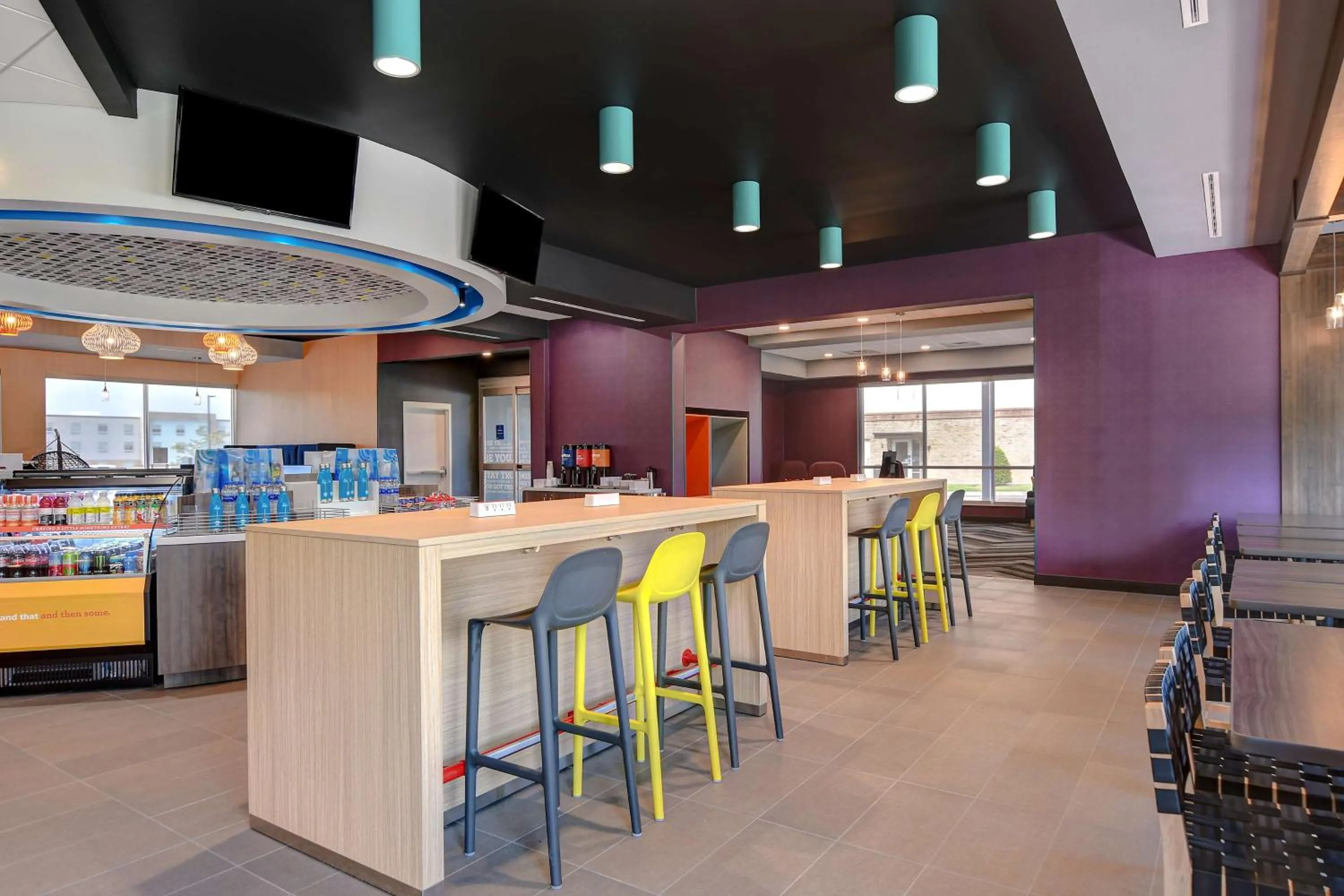 Lobby or reception in Tru by Hilton Wilmington Wrightsville Beach