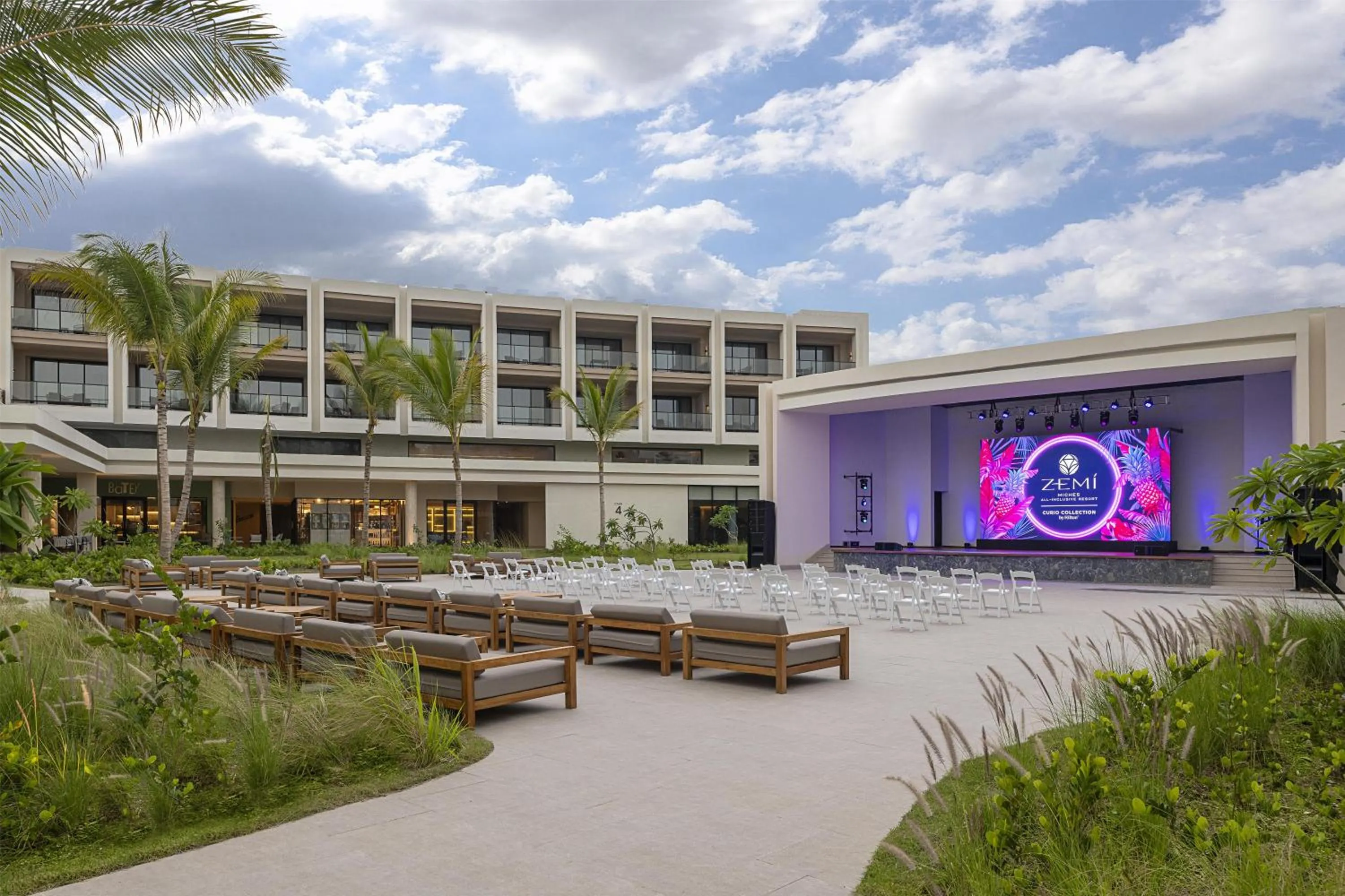 Meeting/conference room in Zemi Miches Punta Cana All-Inclusive Resort, Curio by Hilton
