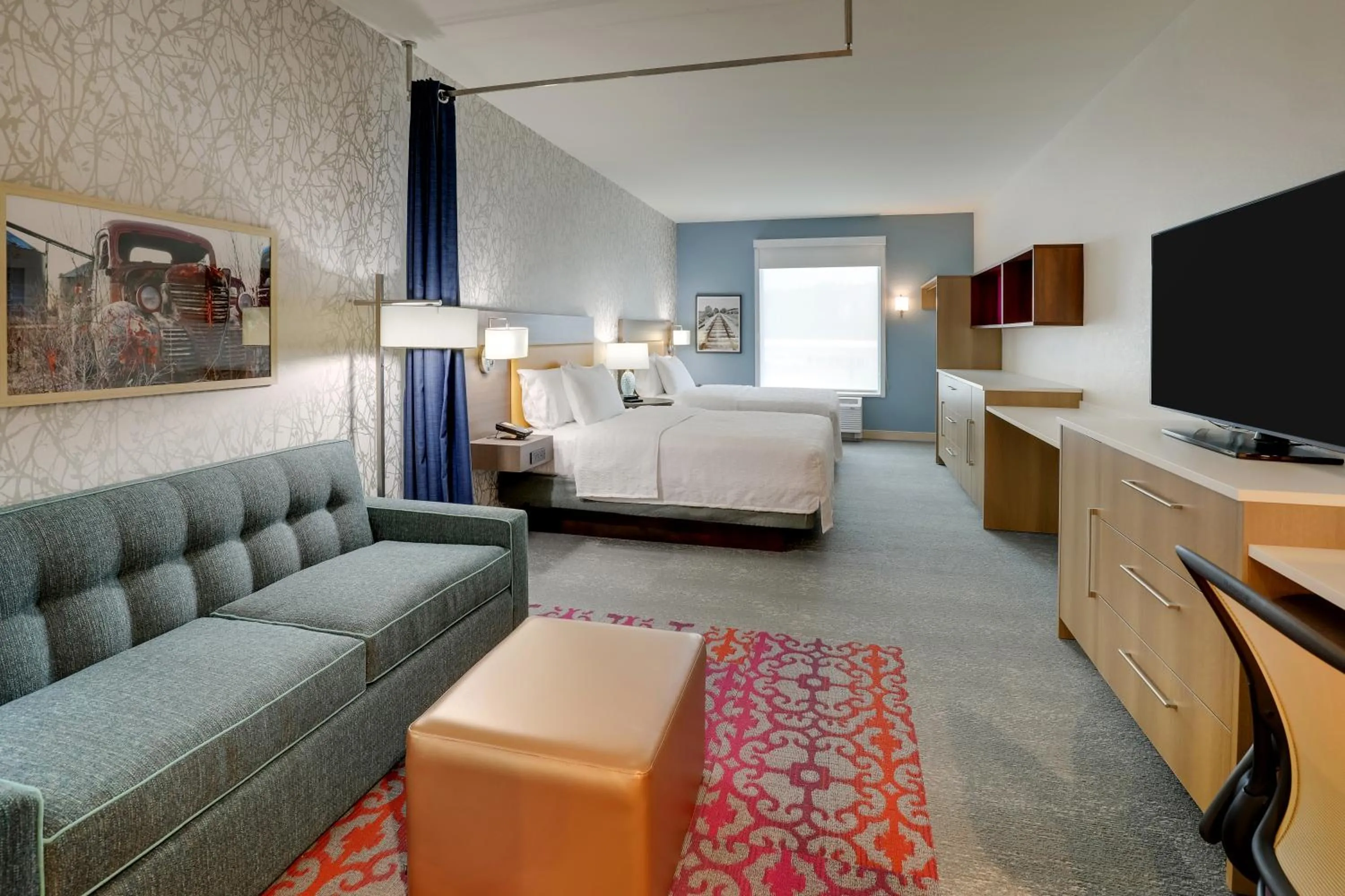 Photo of the whole room, Bed in Home2 Suites By Hilton Sanford