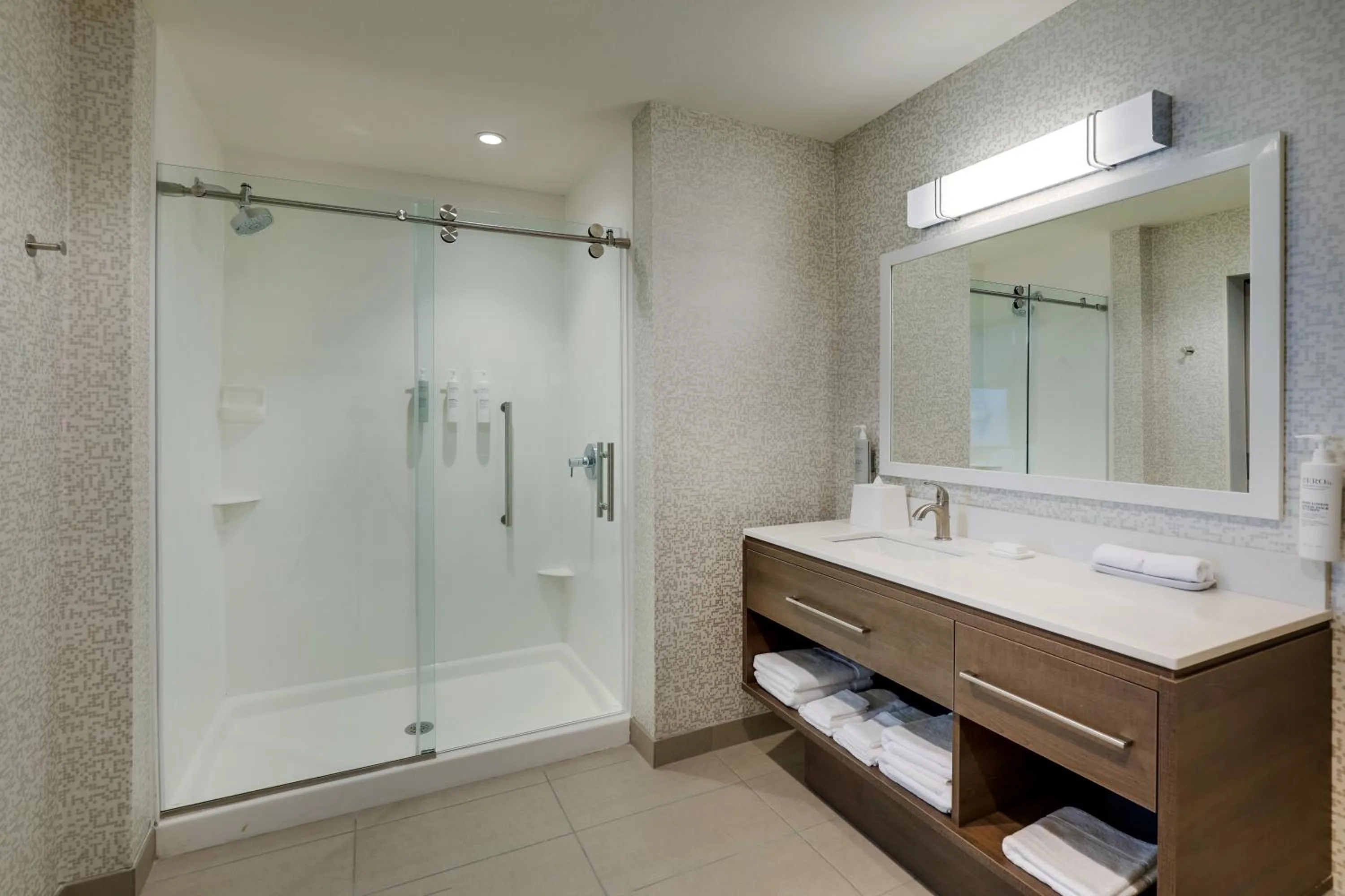 Bathroom in Home2 Suites By Hilton Sanford