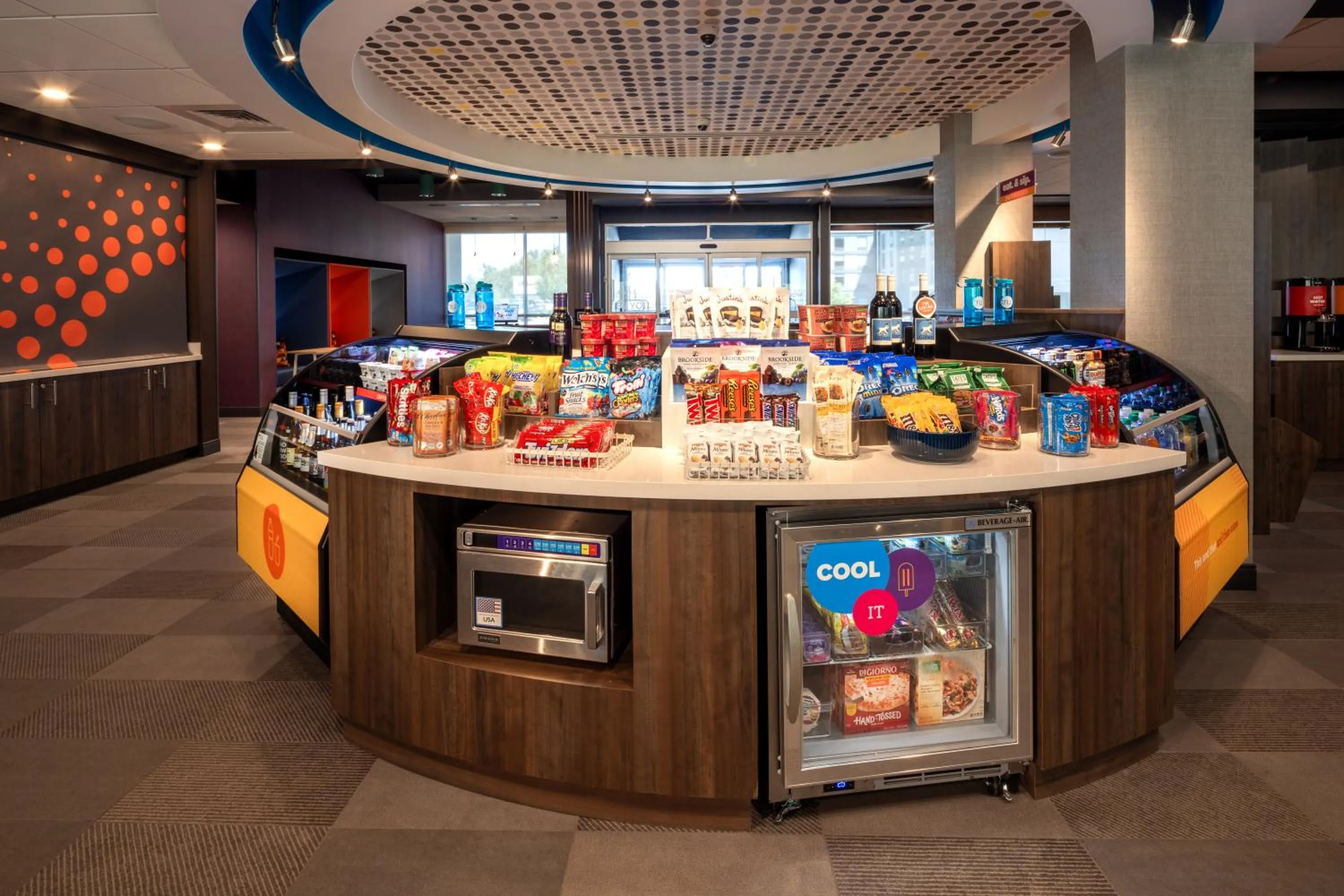 Restaurant/places to eat in Tru By Hilton Yakima Airport