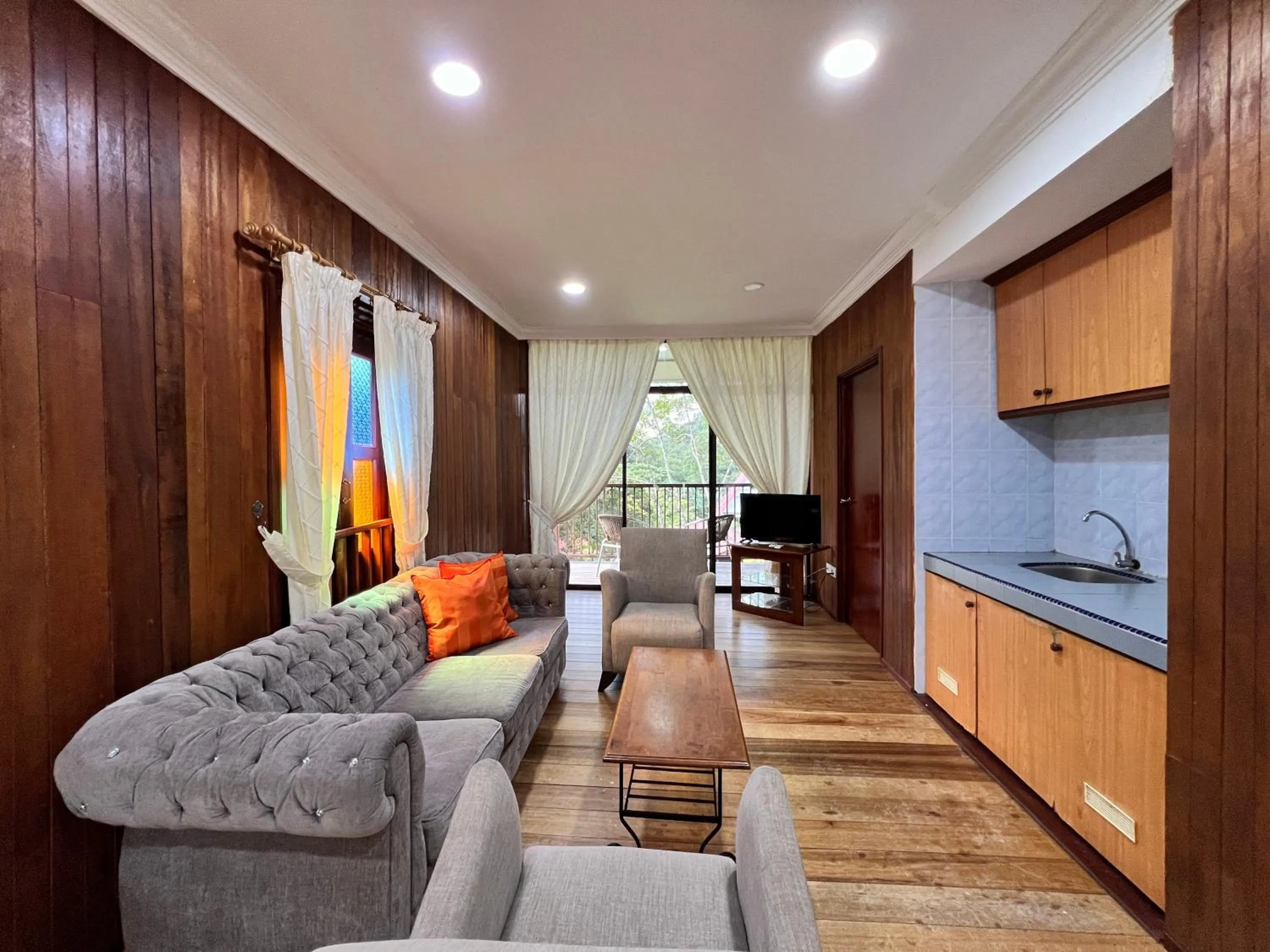 LiLLA Hilltop Retreat - Janda Baik