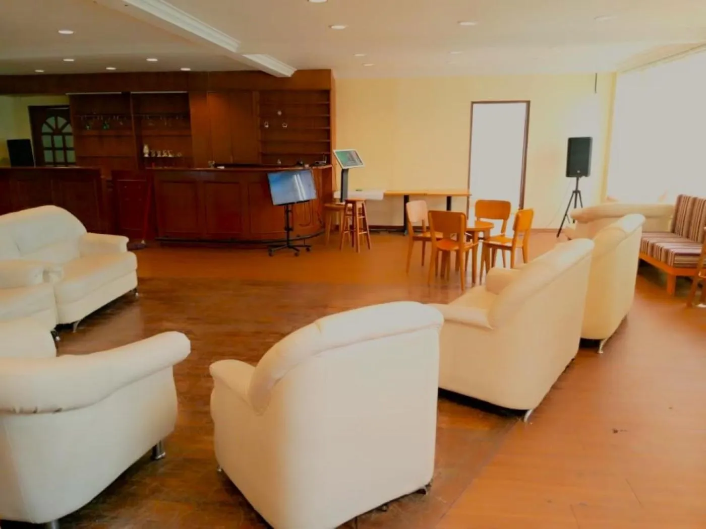 Karaoke in LiLLA Hilltop Retreat - Janda Baik