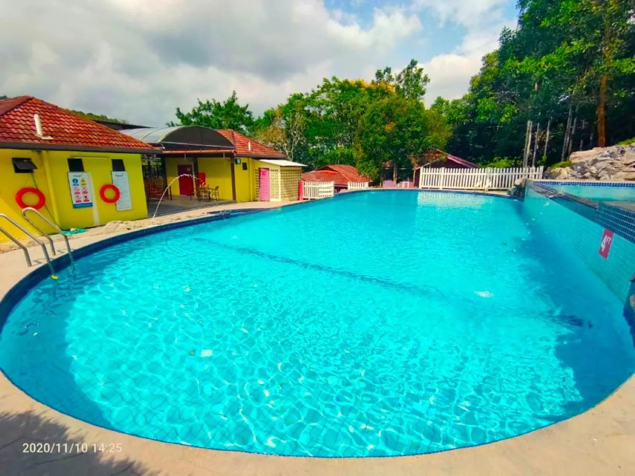 Swimming pool in LiLLA Hilltop Retreat - Janda Baik