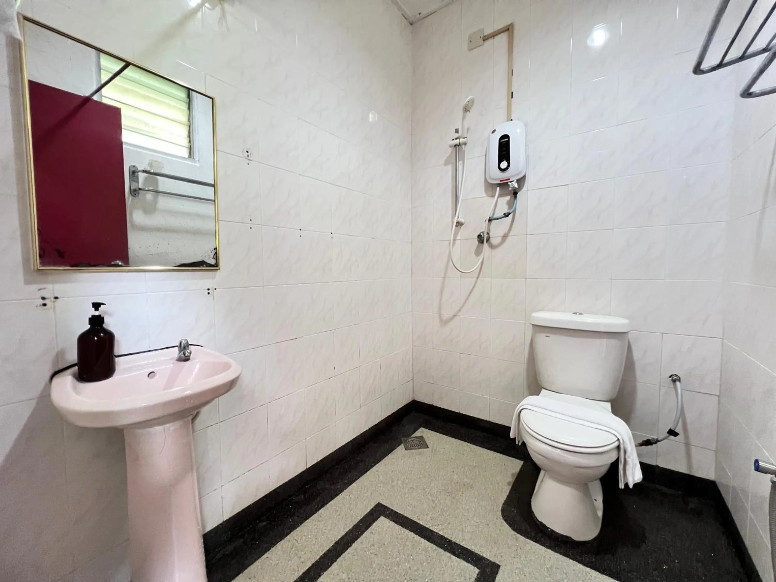 LiLLA Hilltop Retreat - Janda Baik