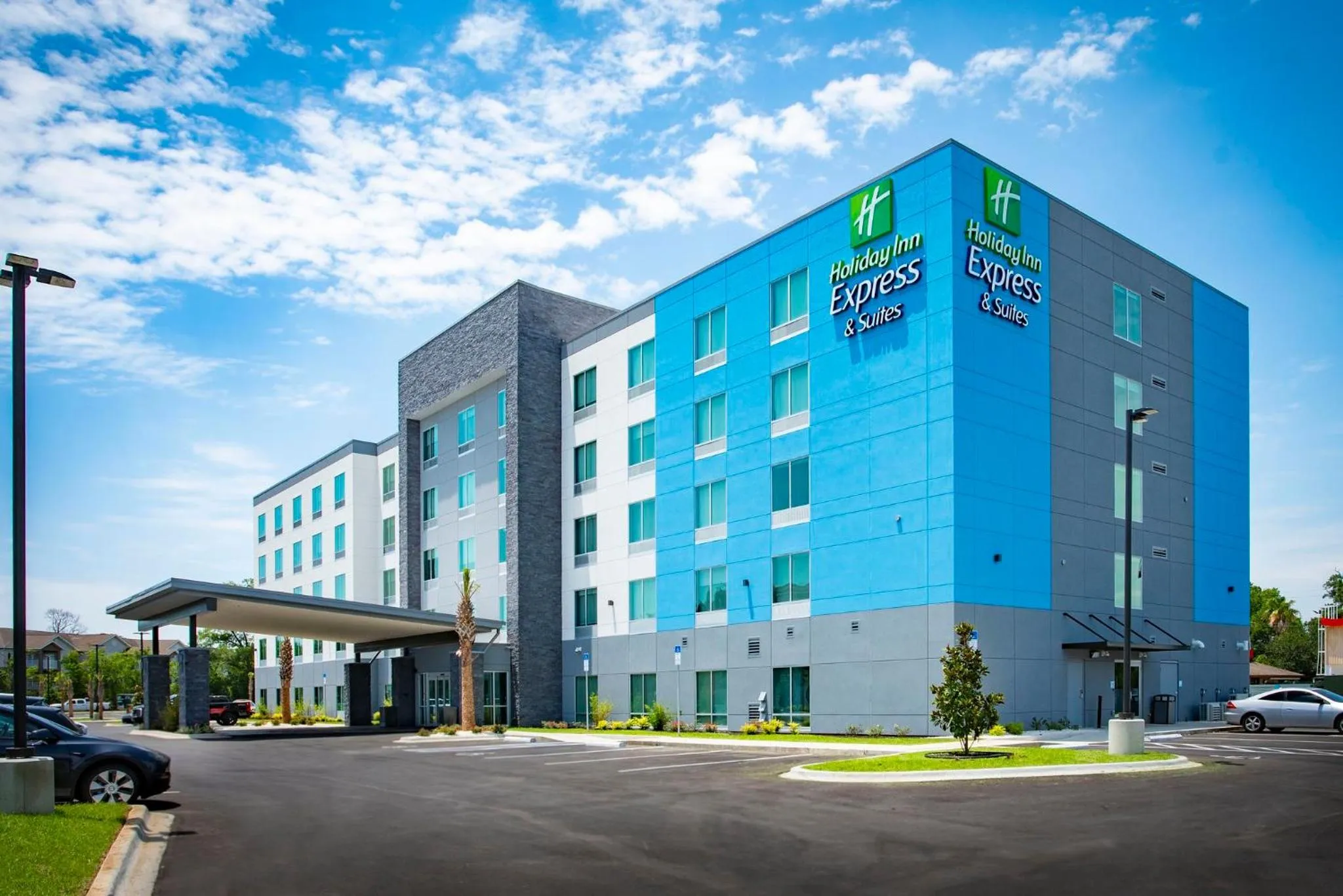 Property building in Holiday Inn Express & Suites Pensacola Airport North – I-10 by IHG