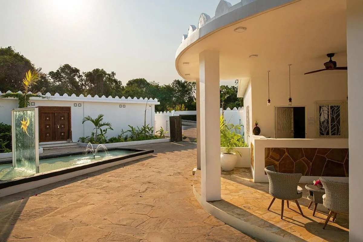 Property building in Shooting Star Boutique Hotel