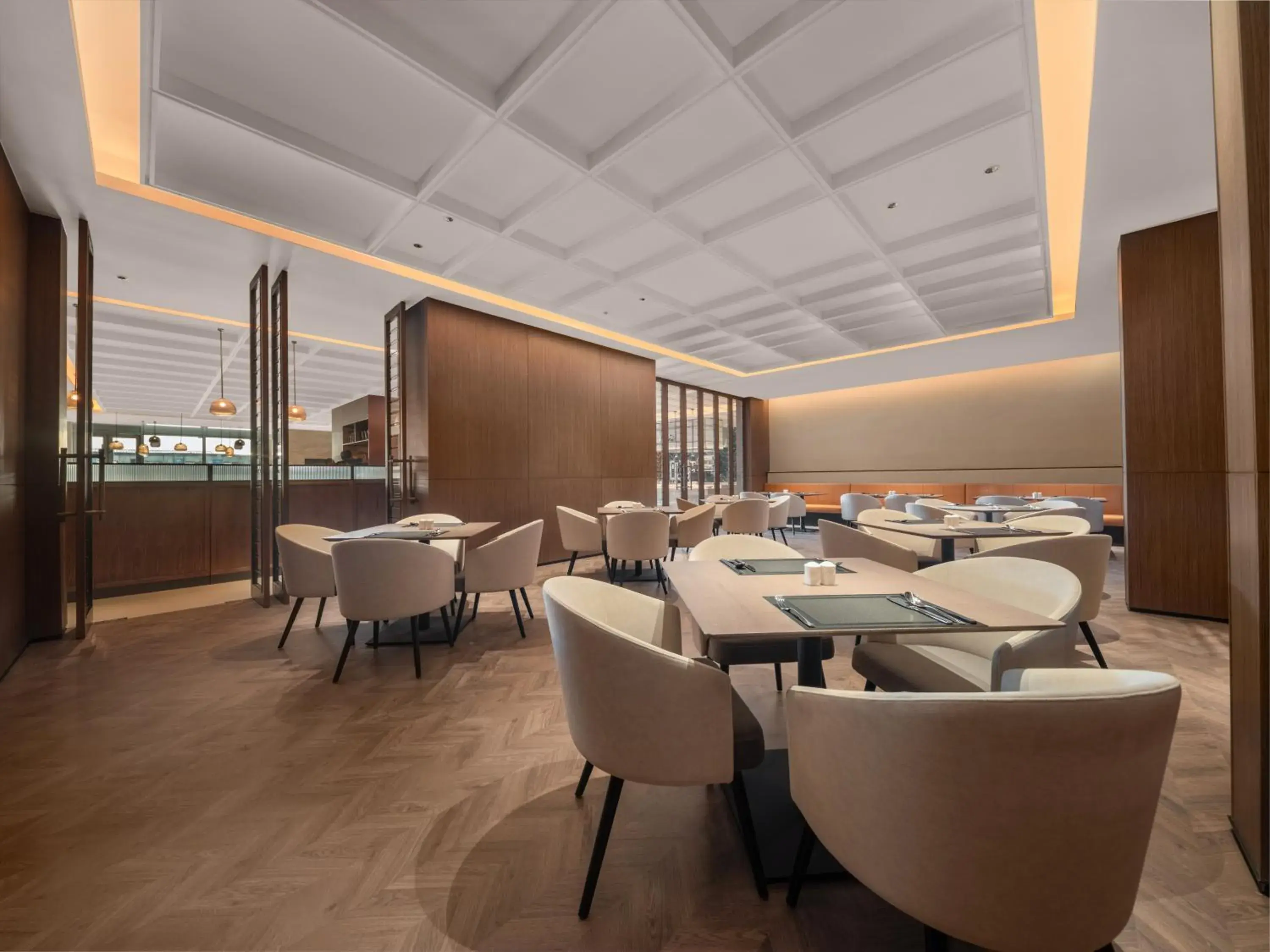 Restaurant/places to eat in Holiday Inn Shijiazhuang High-tech Zone by IHG Restaurant/places to eat in Holiday Inn Shijiazhuang High-tech Zone by IHG