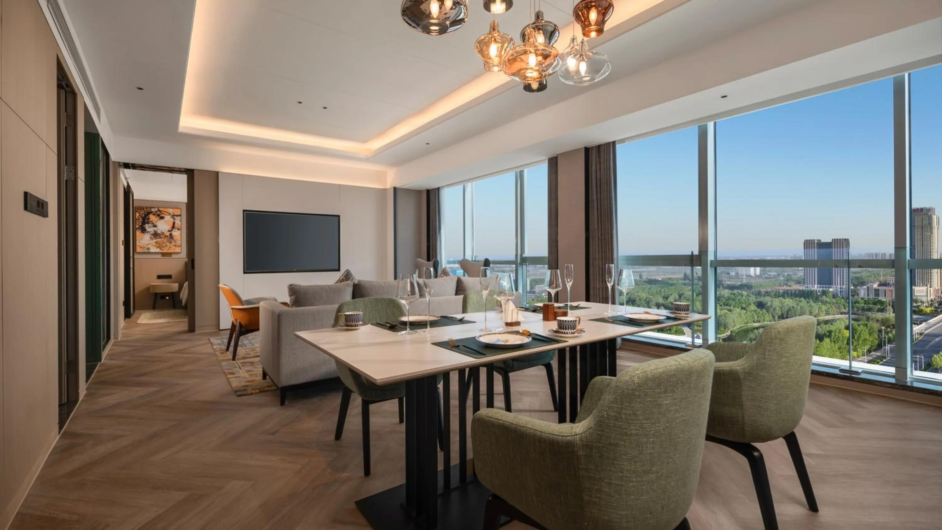 Dining area in Holiday Inn Shijiazhuang High-tech Zone by IHG