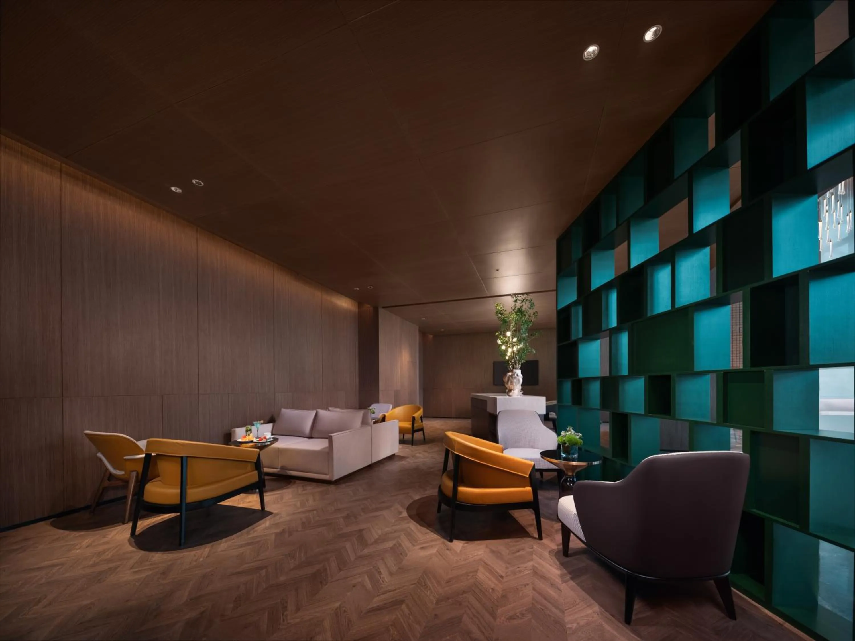 Lounge or bar in Holiday Inn Shijiazhuang High-tech Zone by IHG