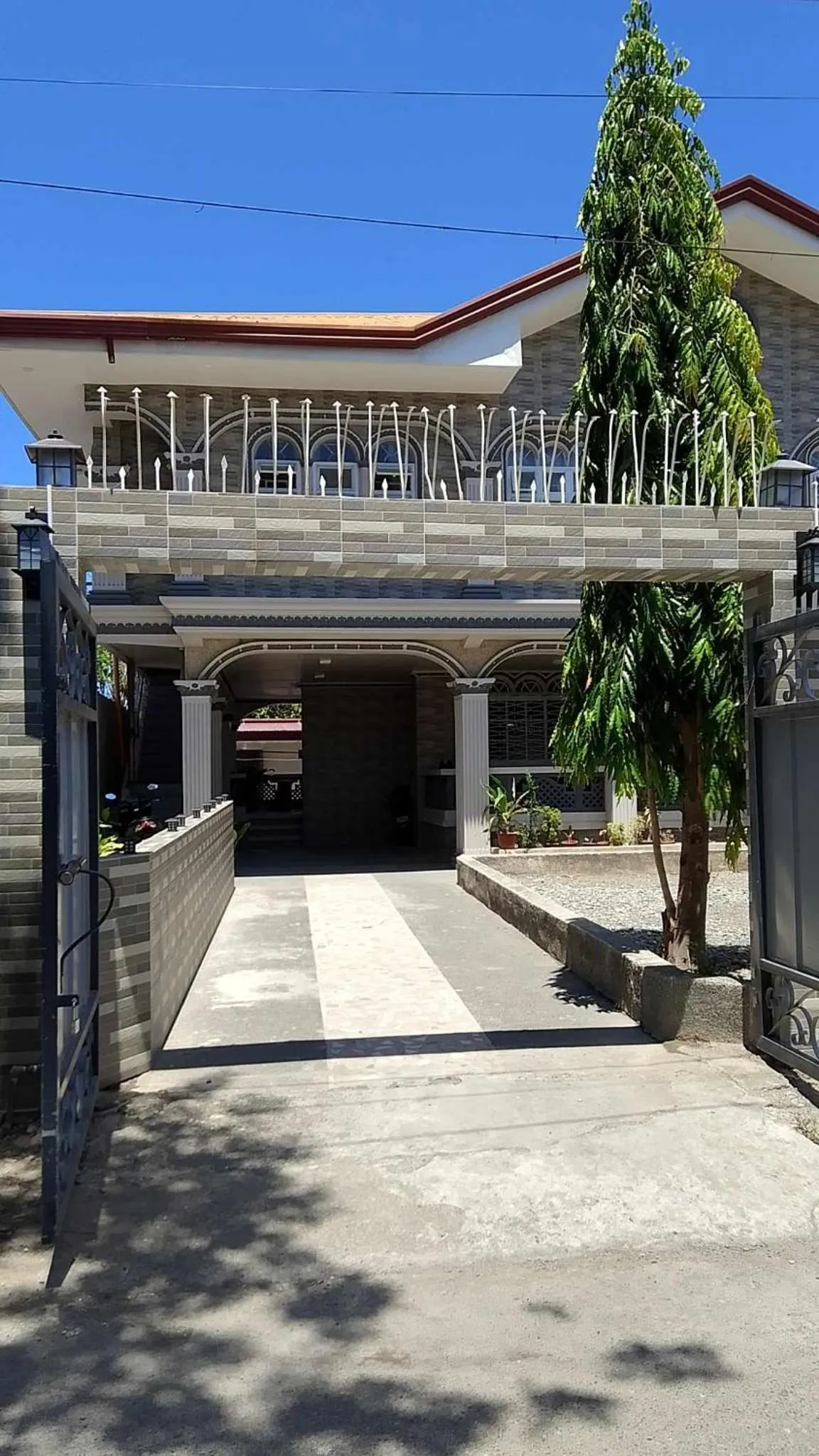 Topaz Bed & Breakfast Hotel