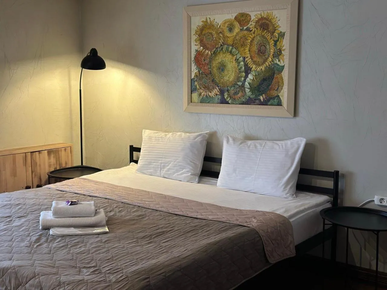Bed in NeboS Hotel & Restaurant