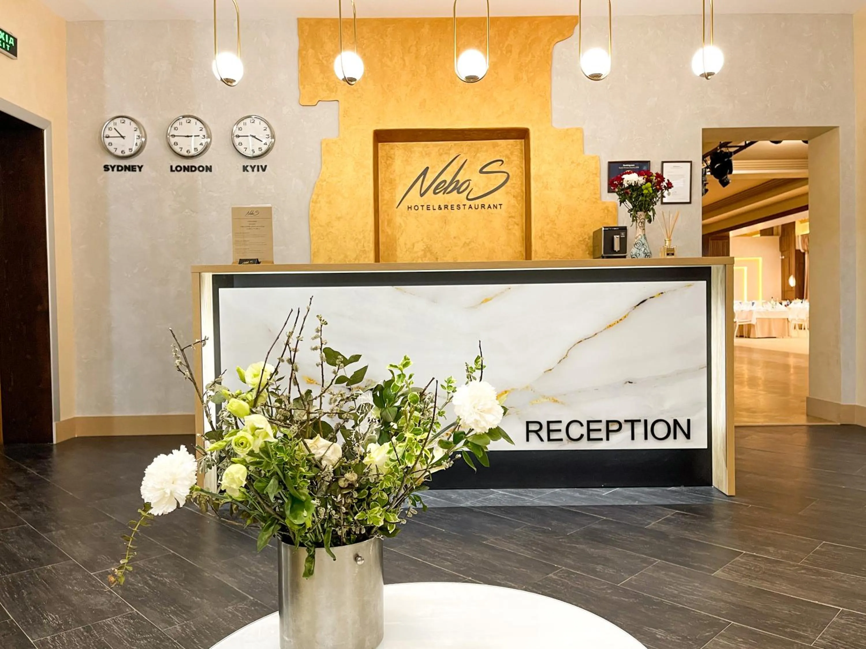 Lobby or reception in NeboS Hotel & Restaurant