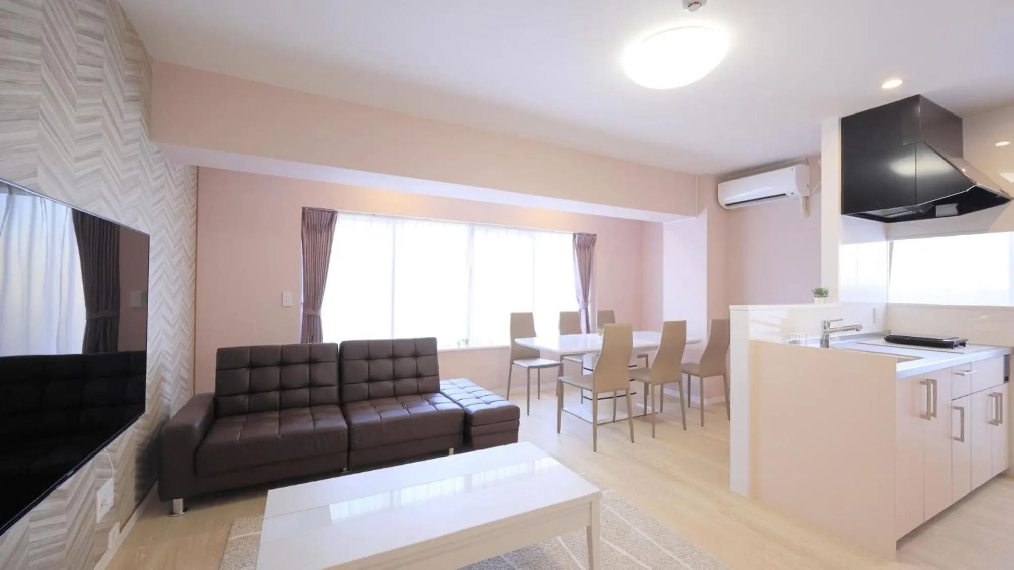 TV and multimedia in Crice Hotel Ishigakijima