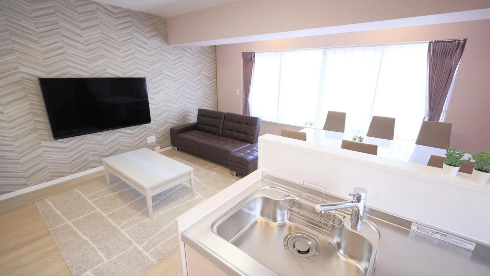 TV and multimedia in Crice Hotel Ishigakijima