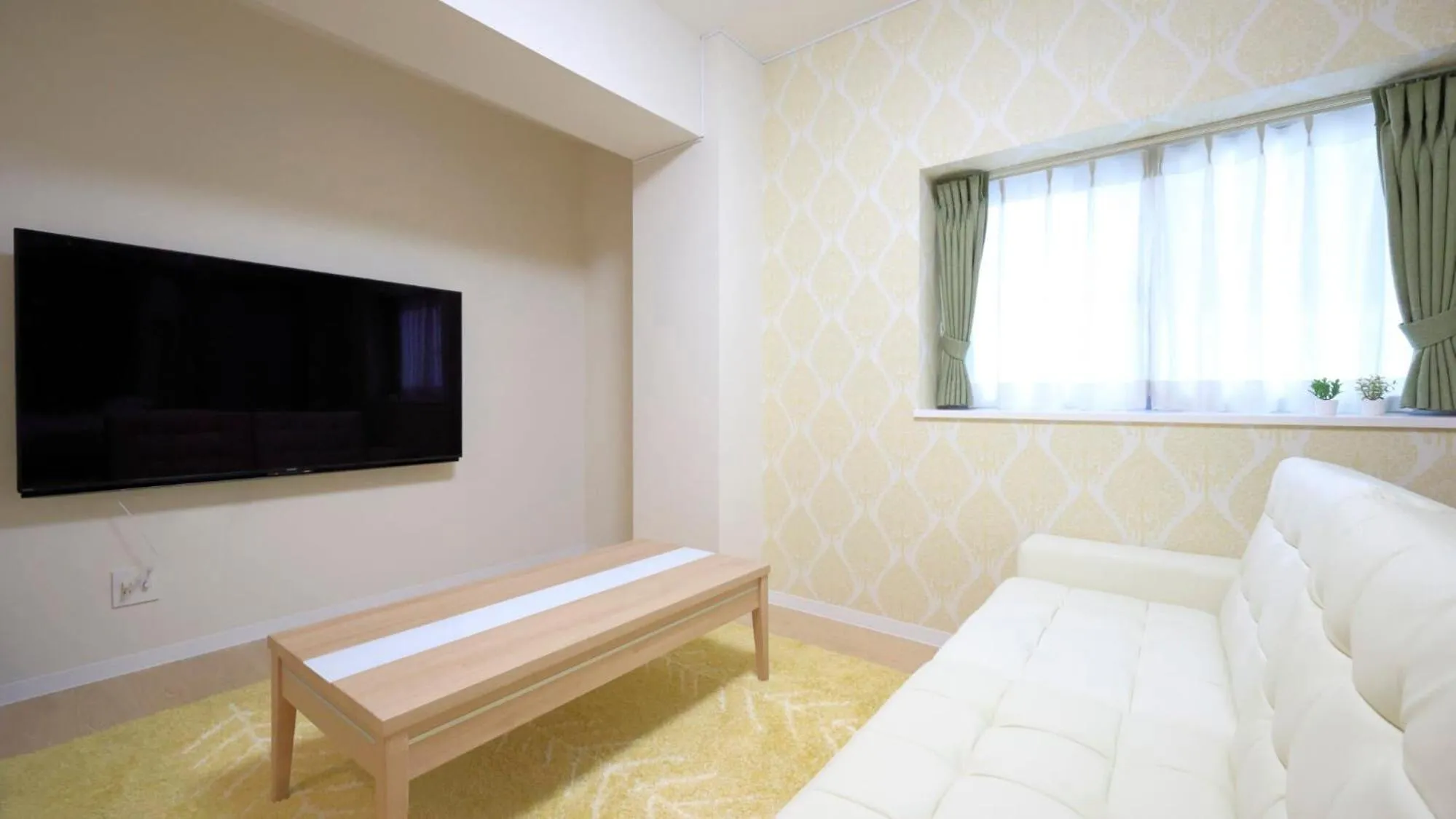 TV and multimedia in Crice Hotel Ishigakijima