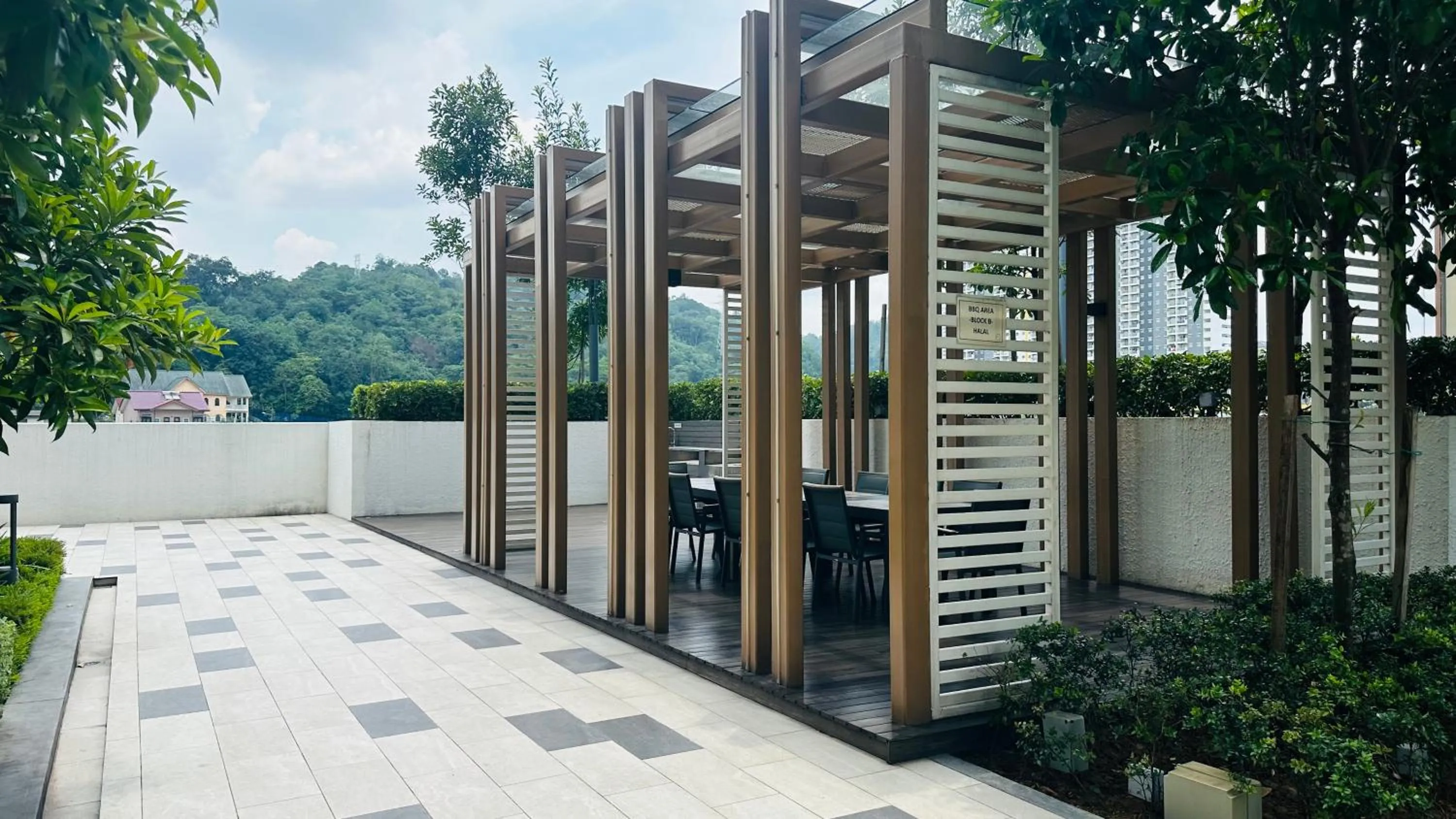 BBQ facilities in Inspirasi Mont Kiara Residency