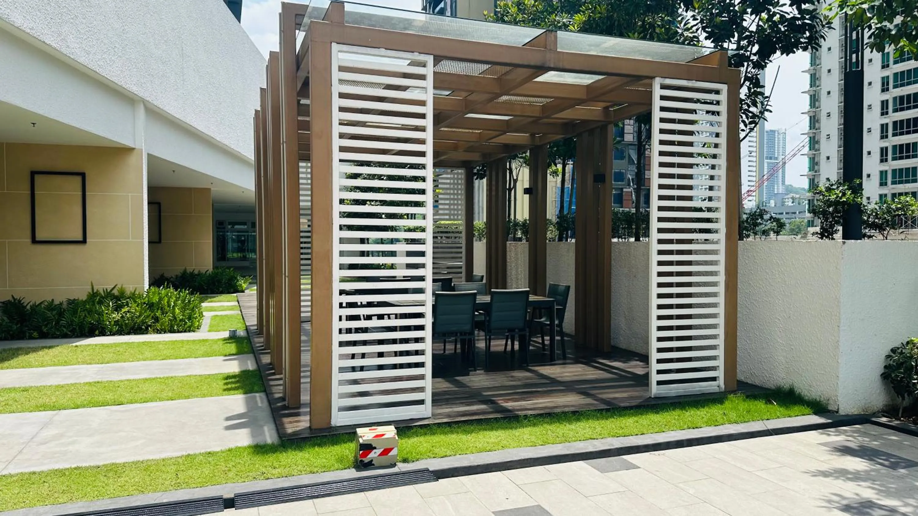 BBQ facilities in Inspirasi Mont Kiara Residency