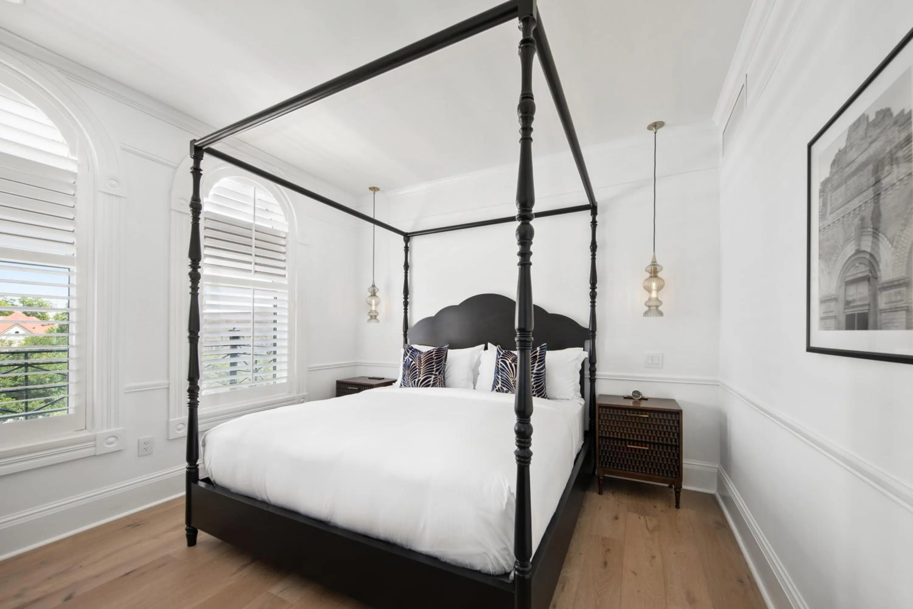 Bed in Fairmount Hotel