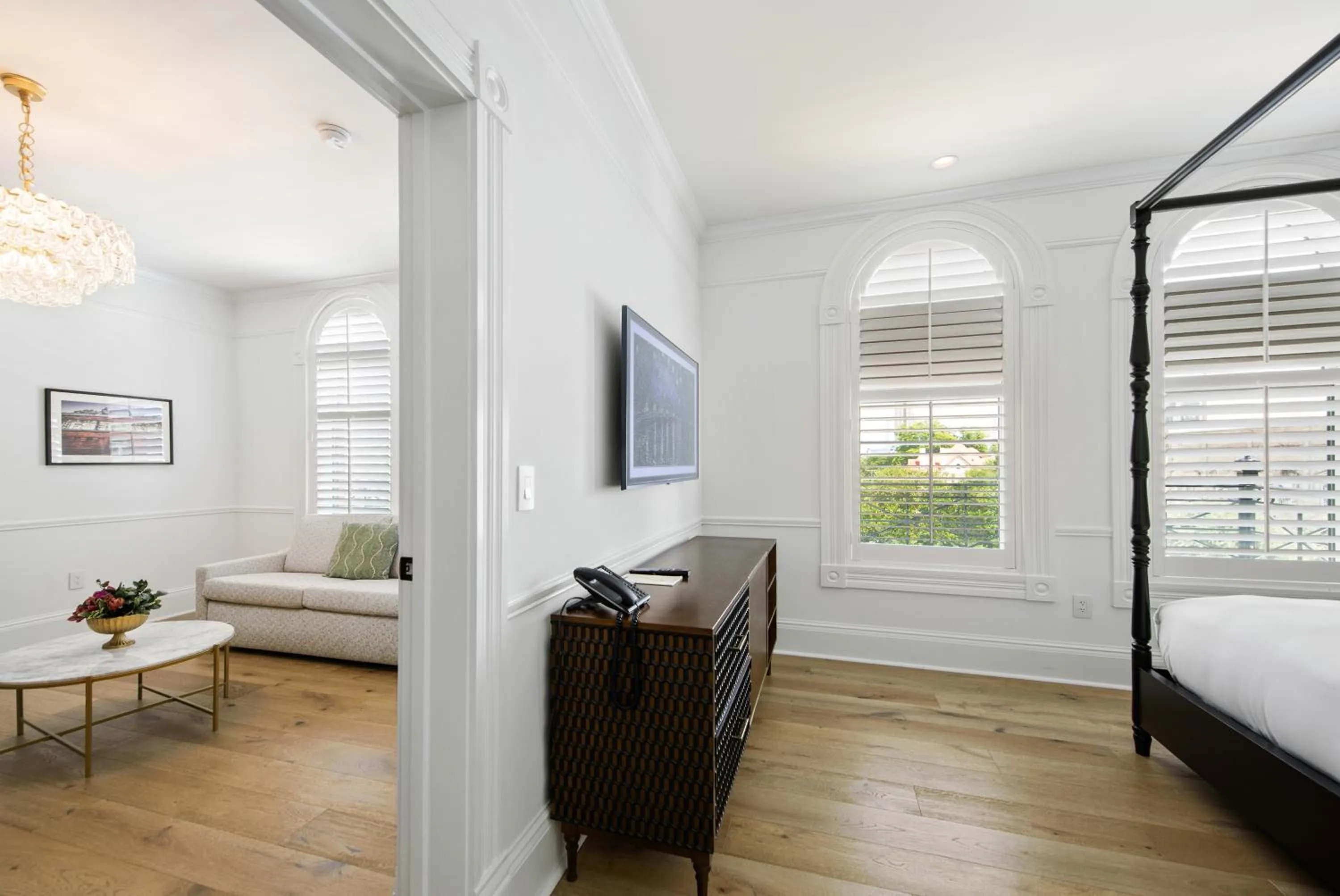 TV and multimedia, Bed in Fairmount Hotel