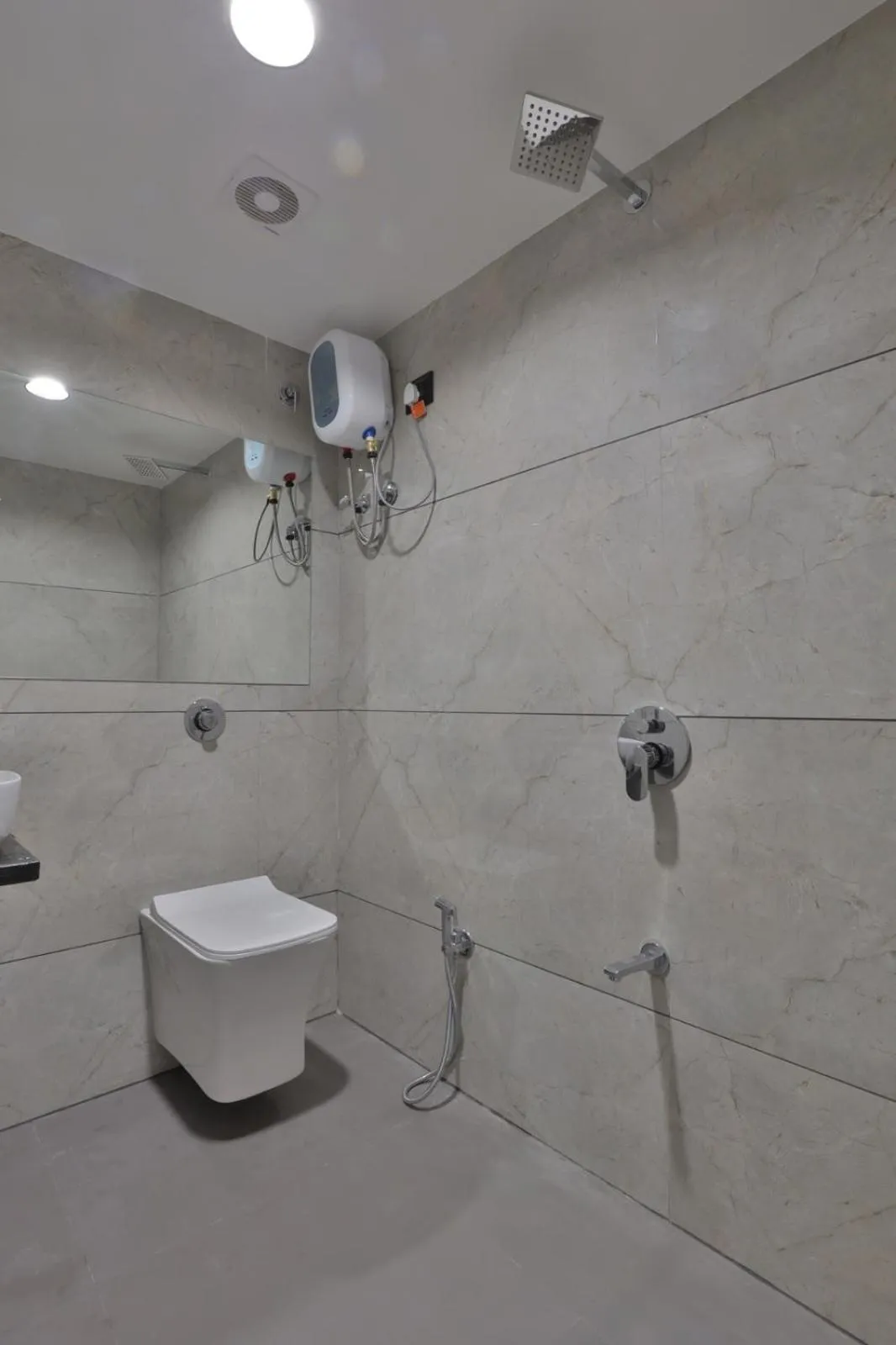 Bathroom in Hotel Legacy