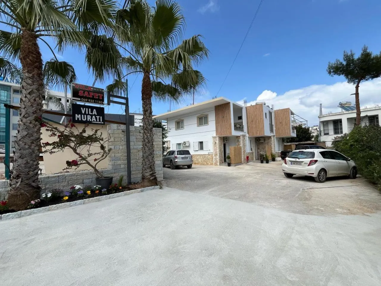 Property building in Vila Murati
