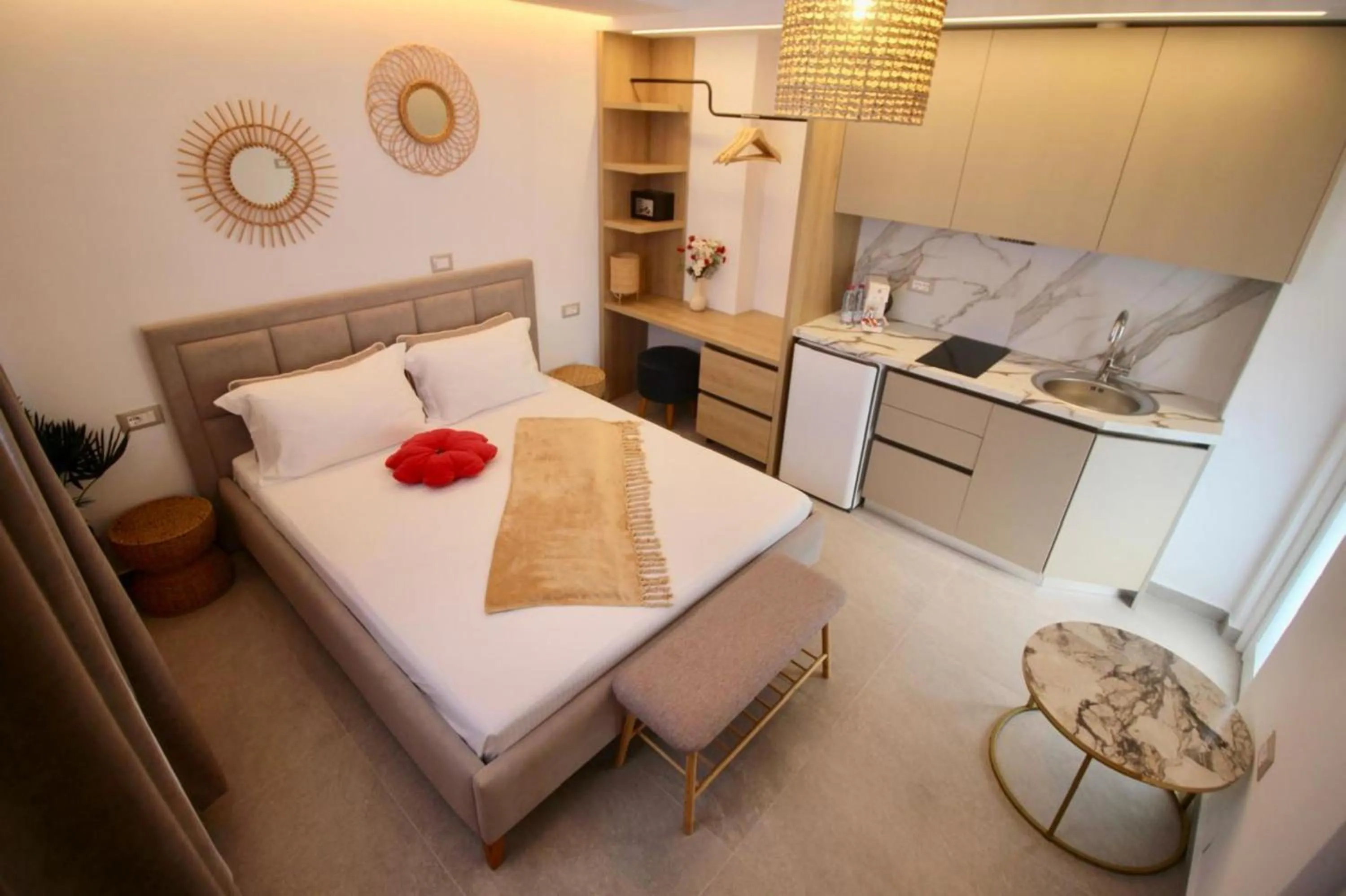 Living room, Bed in Vila Murati