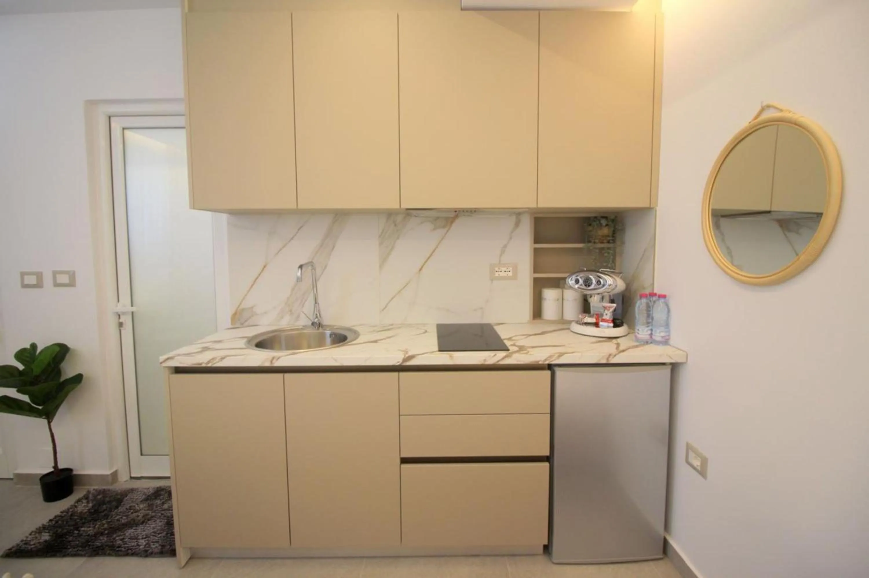Kitchen or kitchenette in Vila Murati