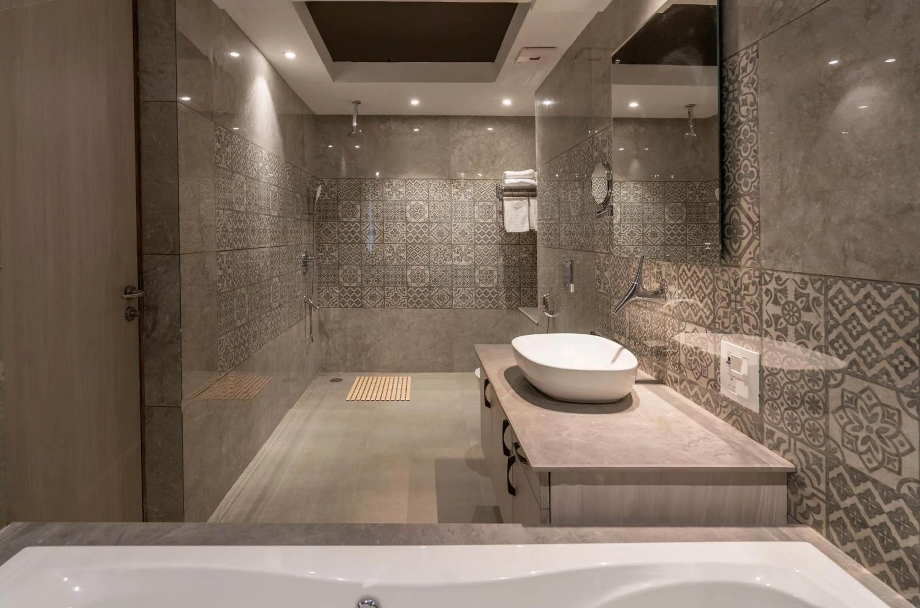 Bathroom in Evara Spa & Resort