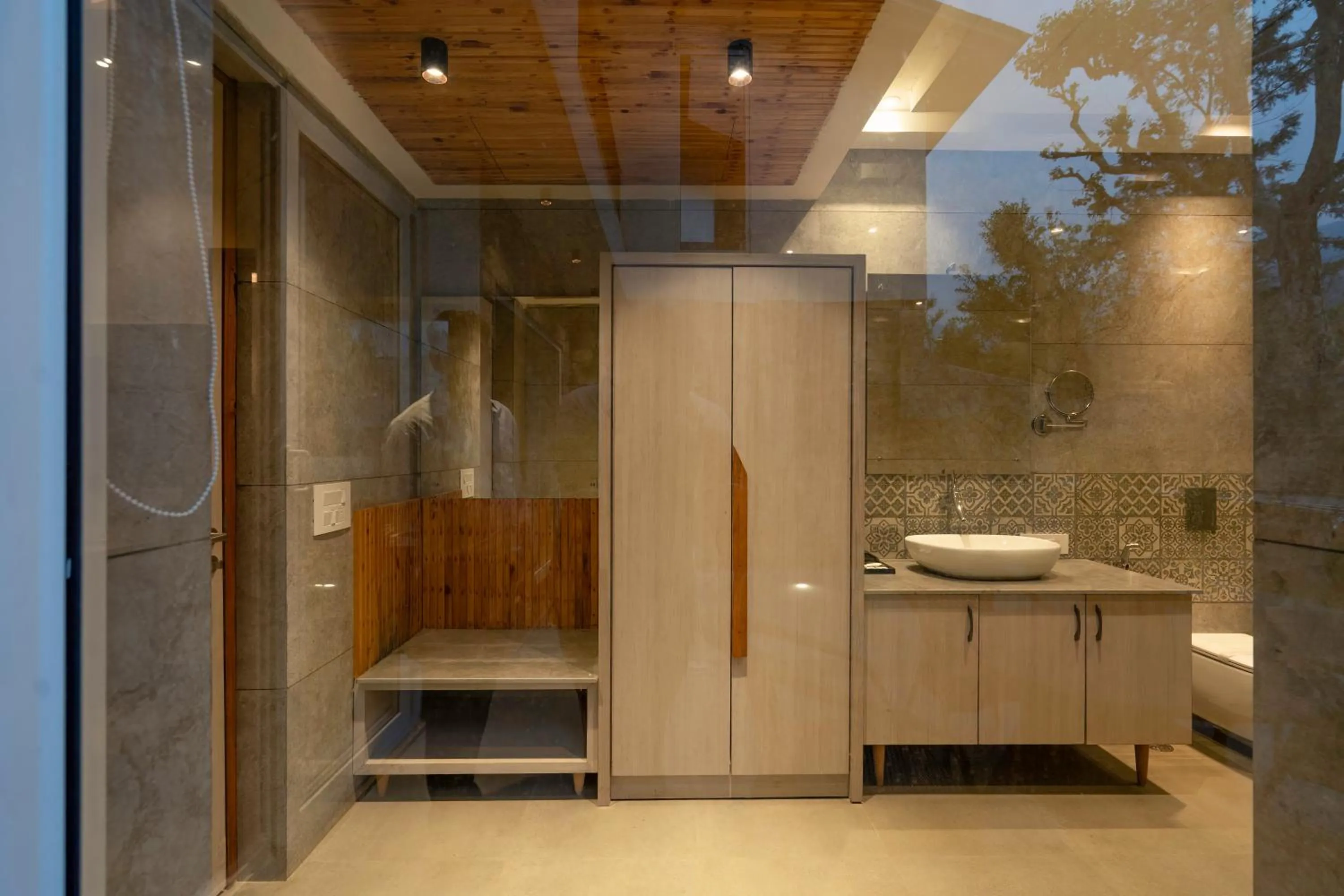 Bathroom in Evara Spa & Resort