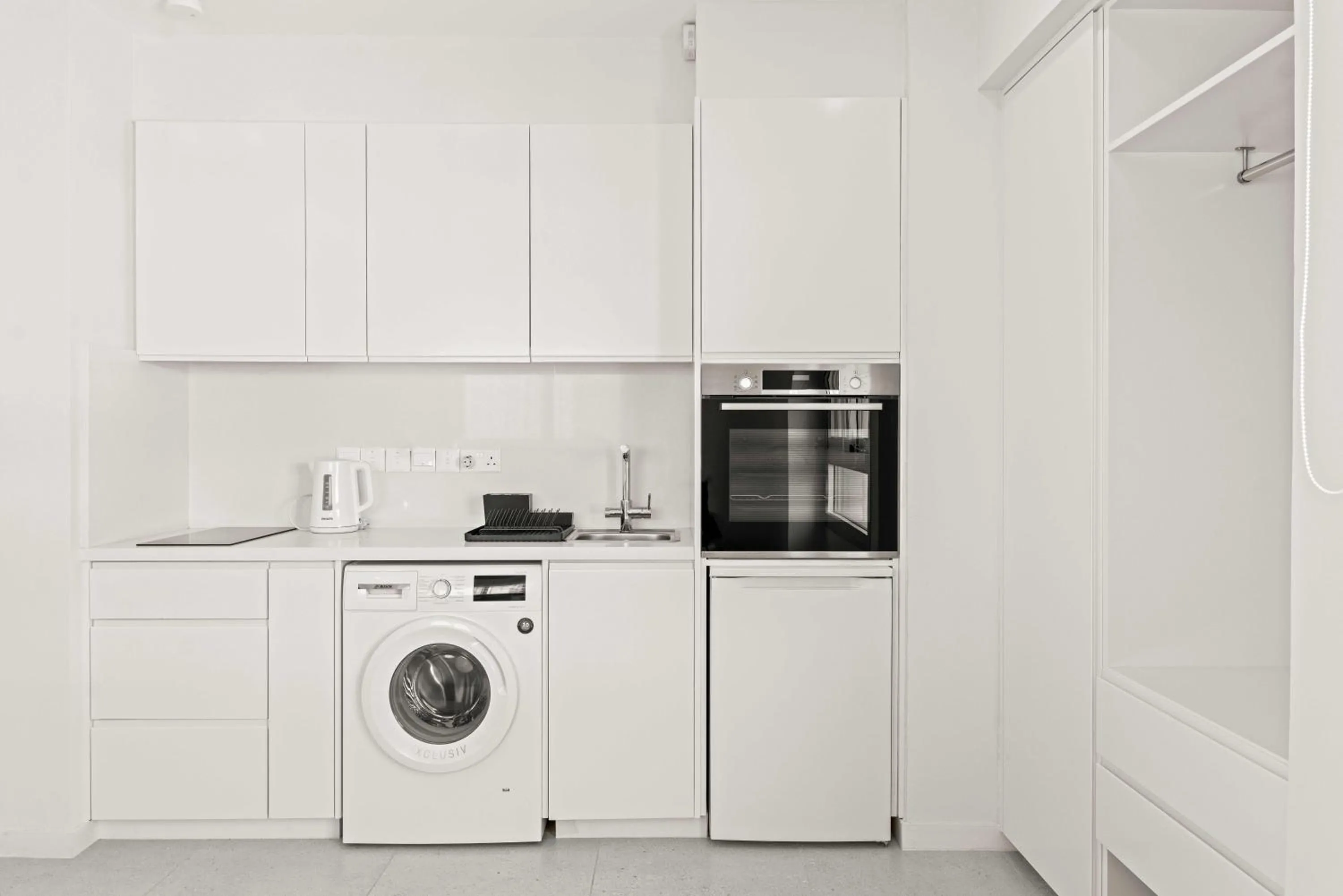 Phaedrus Living: Limassol Seaside Residences 05