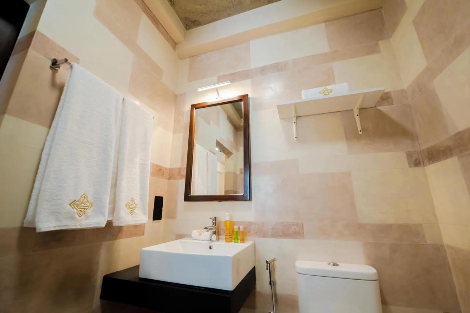 Toilet in Limeshine - Airport Transit Hotels & Residences