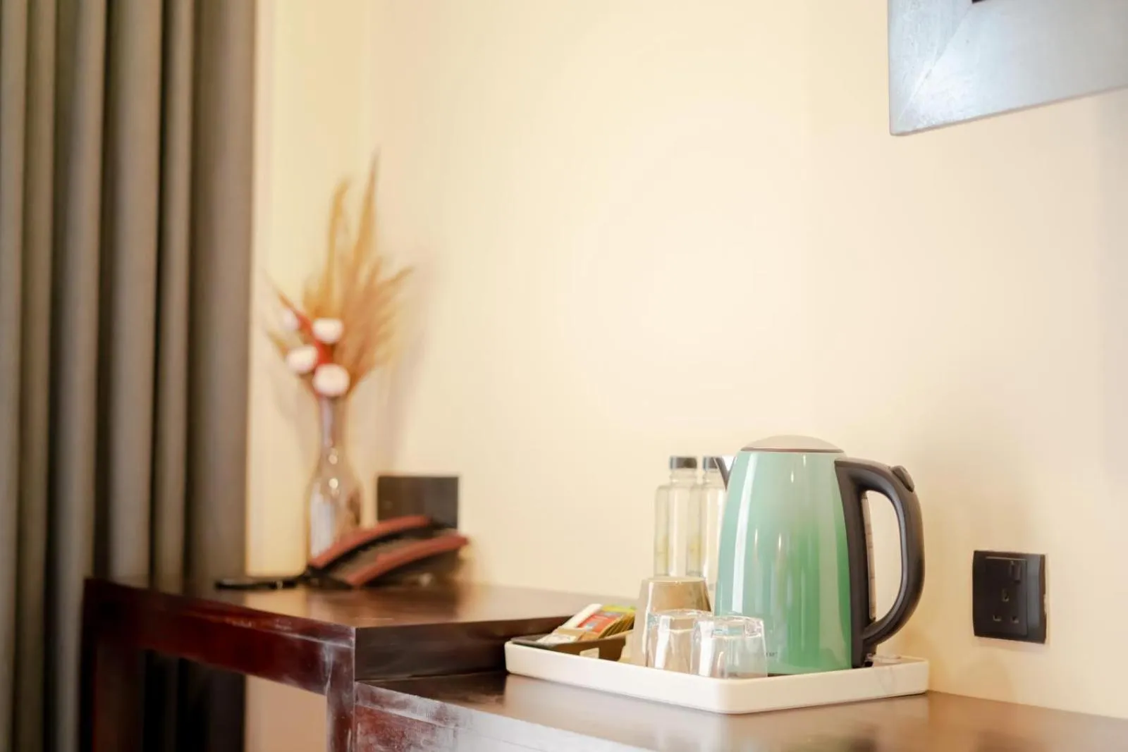 Coffee/tea facilities in Limeshine - Airport Transit Hotels & Residences