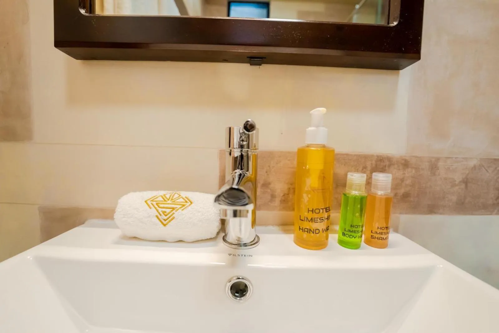 Bathroom in Limeshine - Airport Transit Hotels & Residences