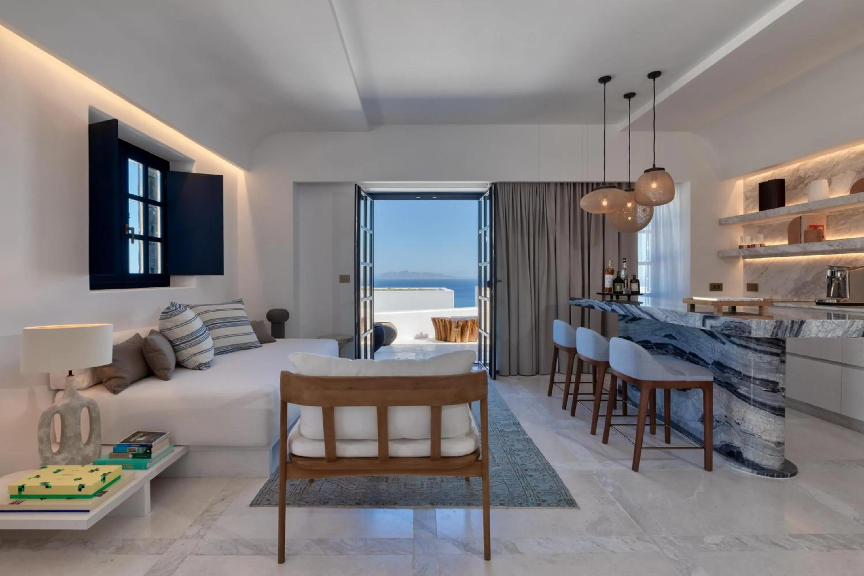 Living room in Sandblu Santorini, LXR Hotels & Resorts
