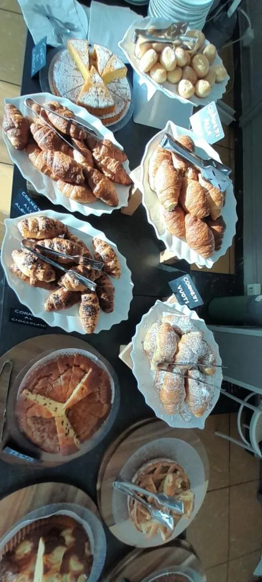 Food and drinks in Hotel Delfino