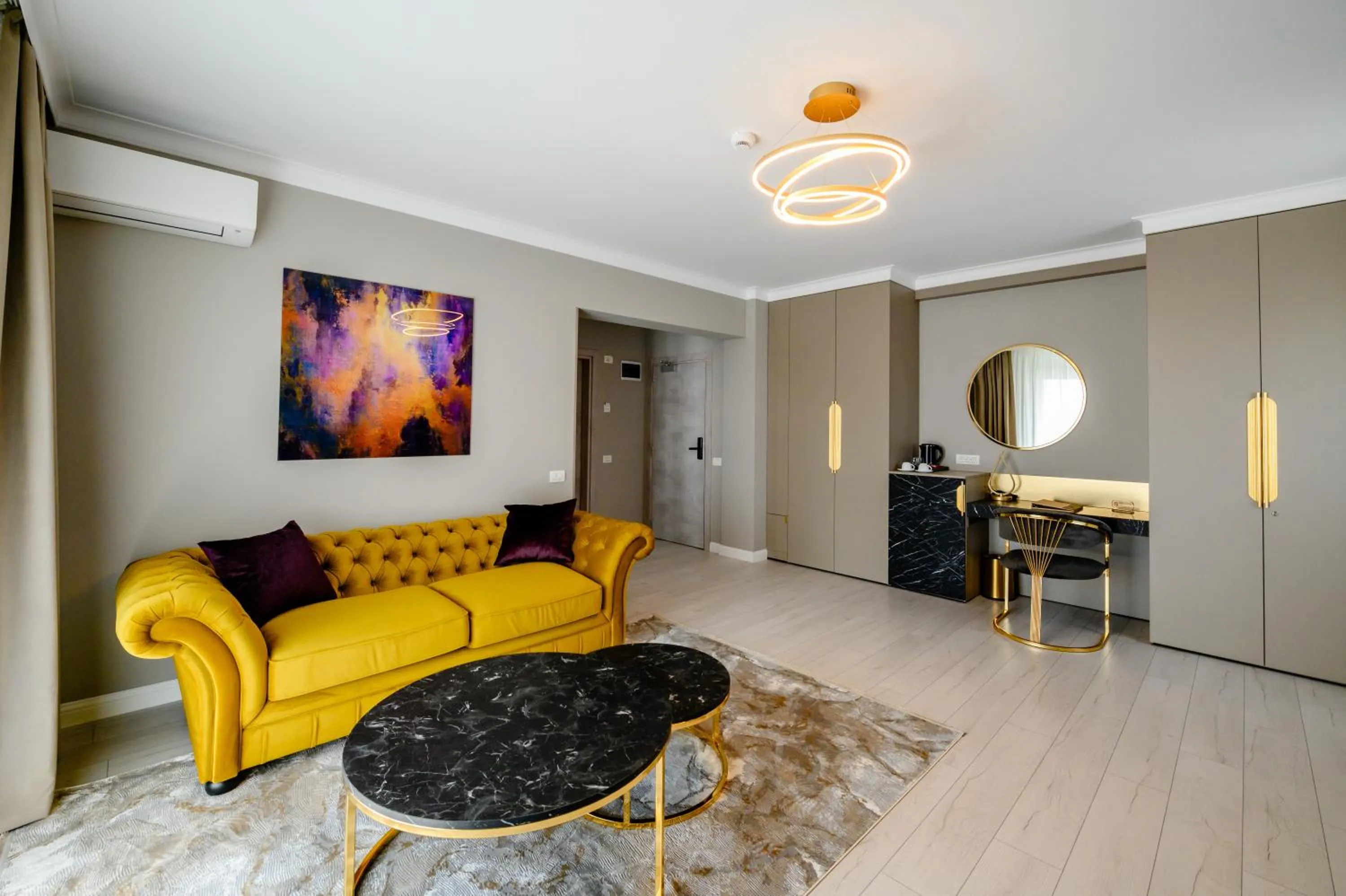 Living room in Elitte Inn & Suites