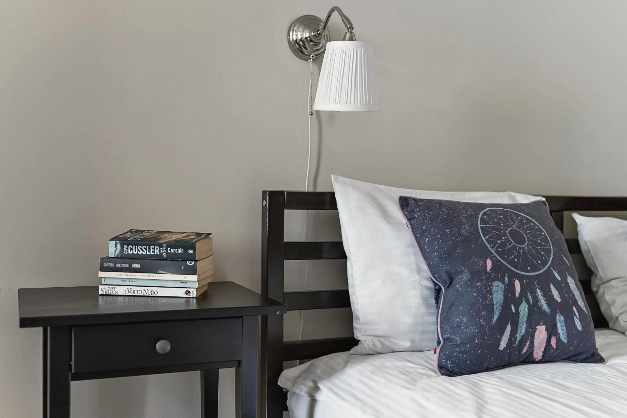 Decorative detail, Bed in MARGI Joy Apartament Cozy in The City Centre