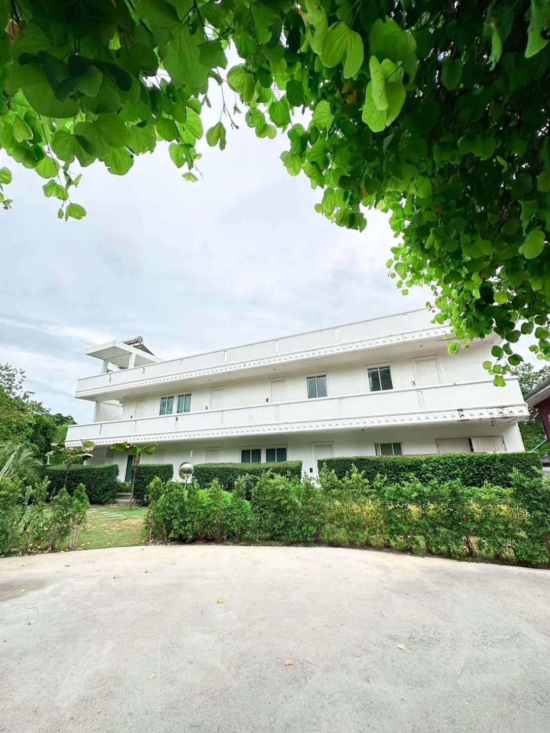 Property building in 75/2 Resident