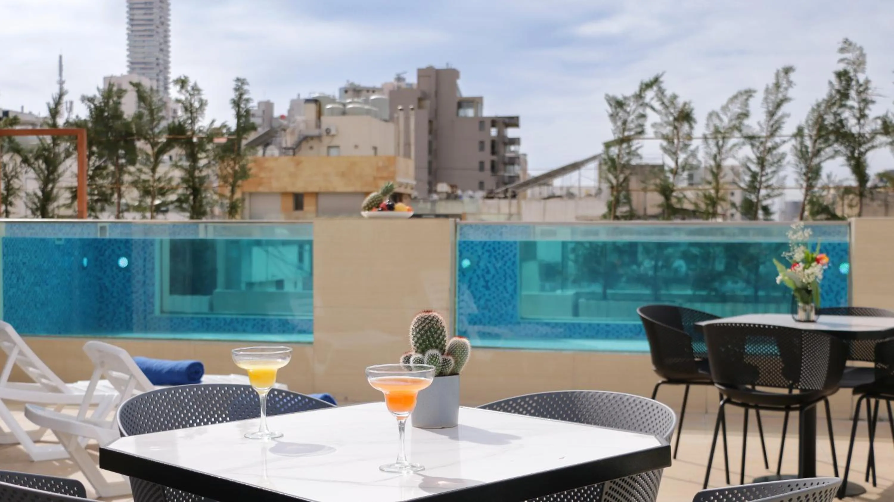 Swimming pool in Tilia Hotel Beirut