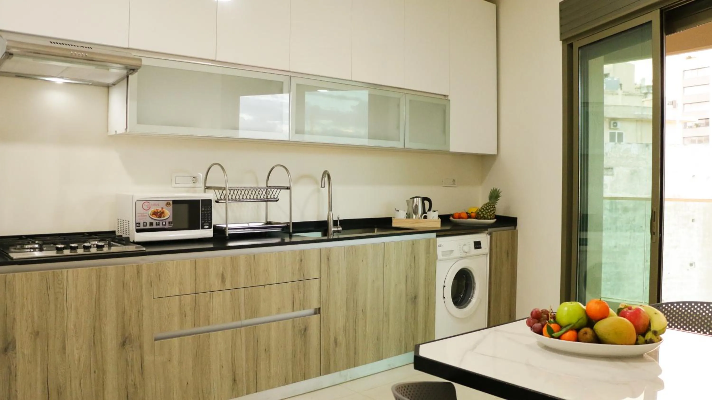 Kitchen or kitchenette in Tilia Hotel Beirut