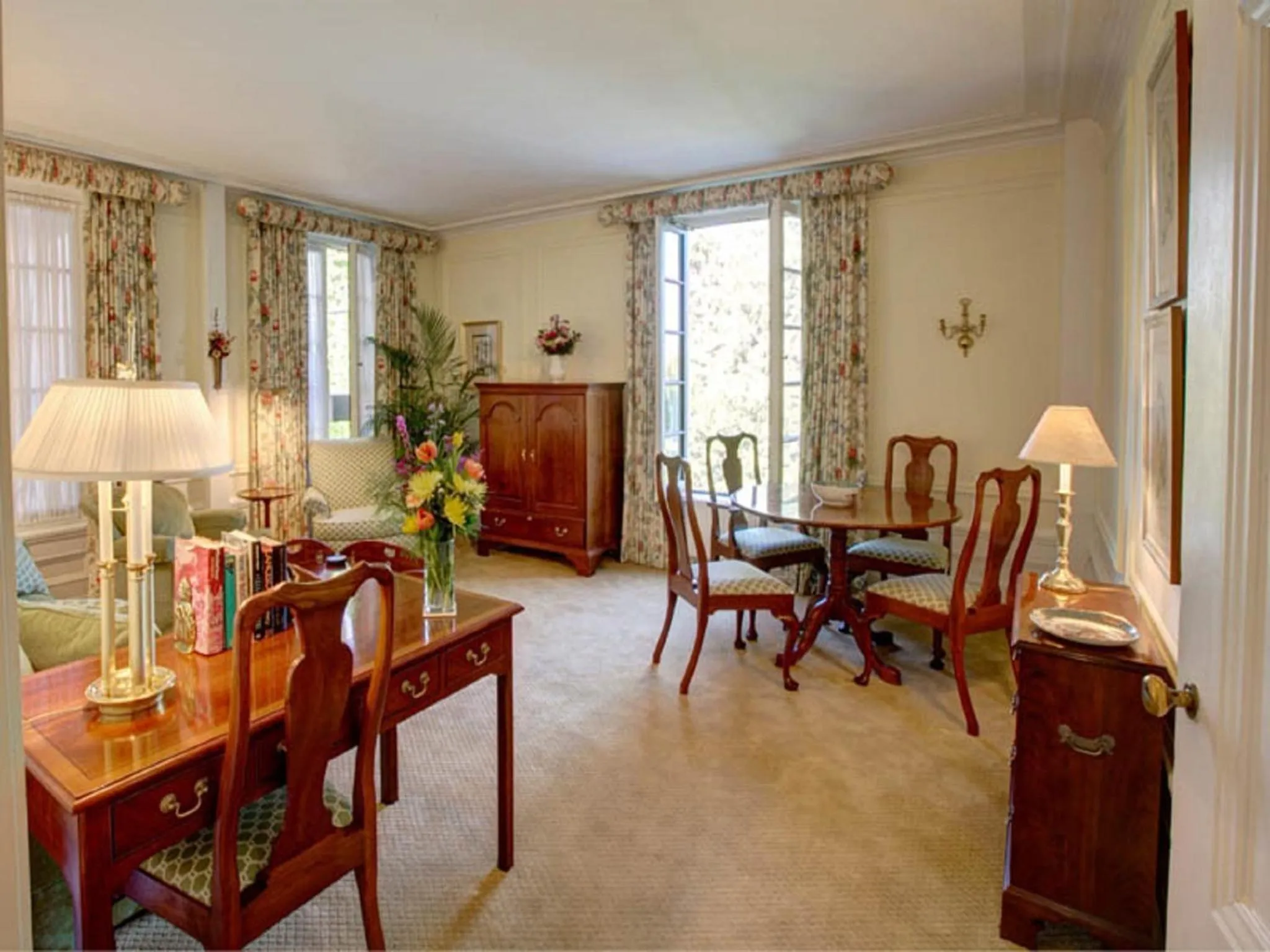 Living room in Geneva On The Lake Boutique Resort Hotel