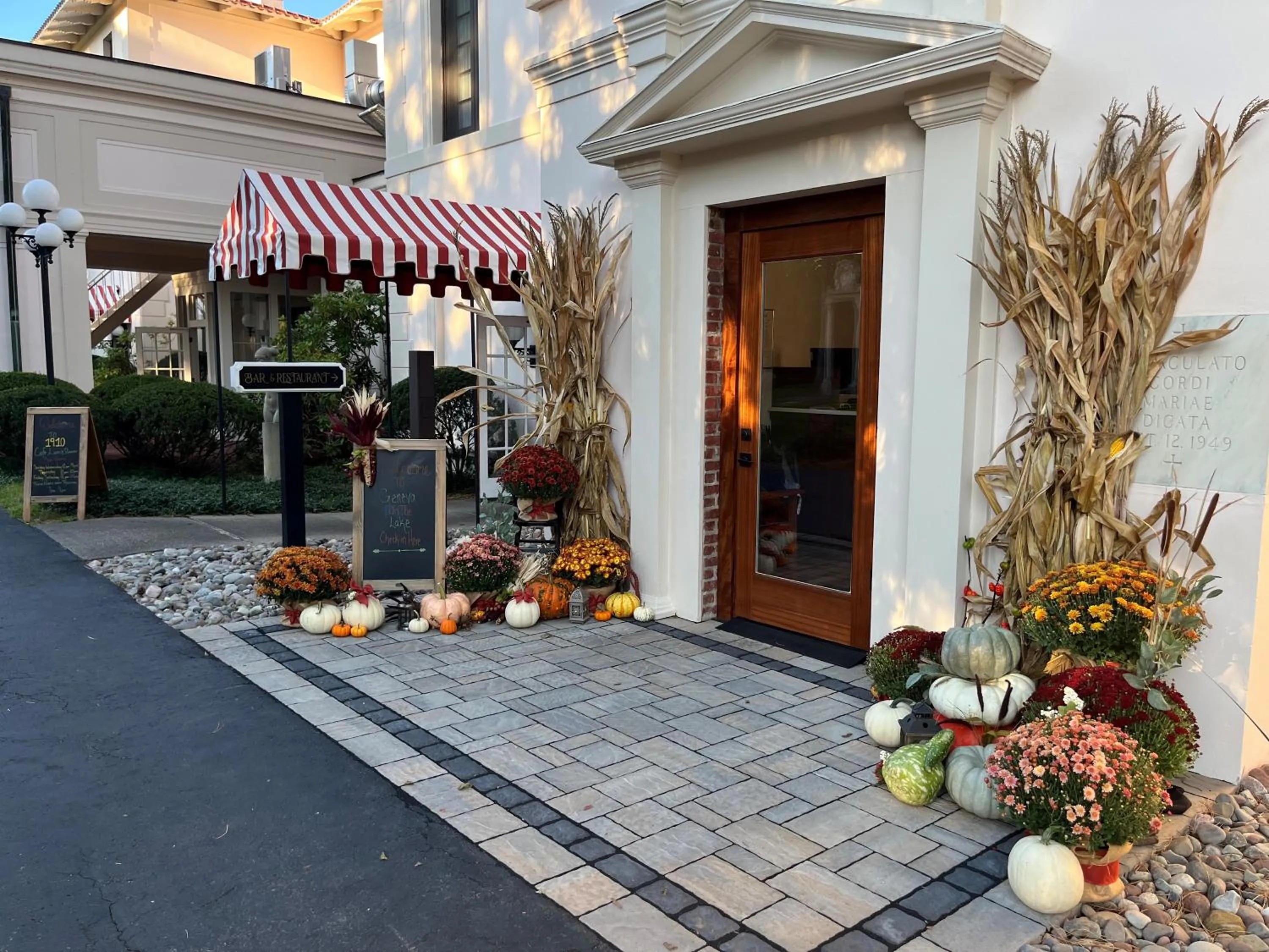 Property building in Geneva On The Lake Boutique Resort Hotel