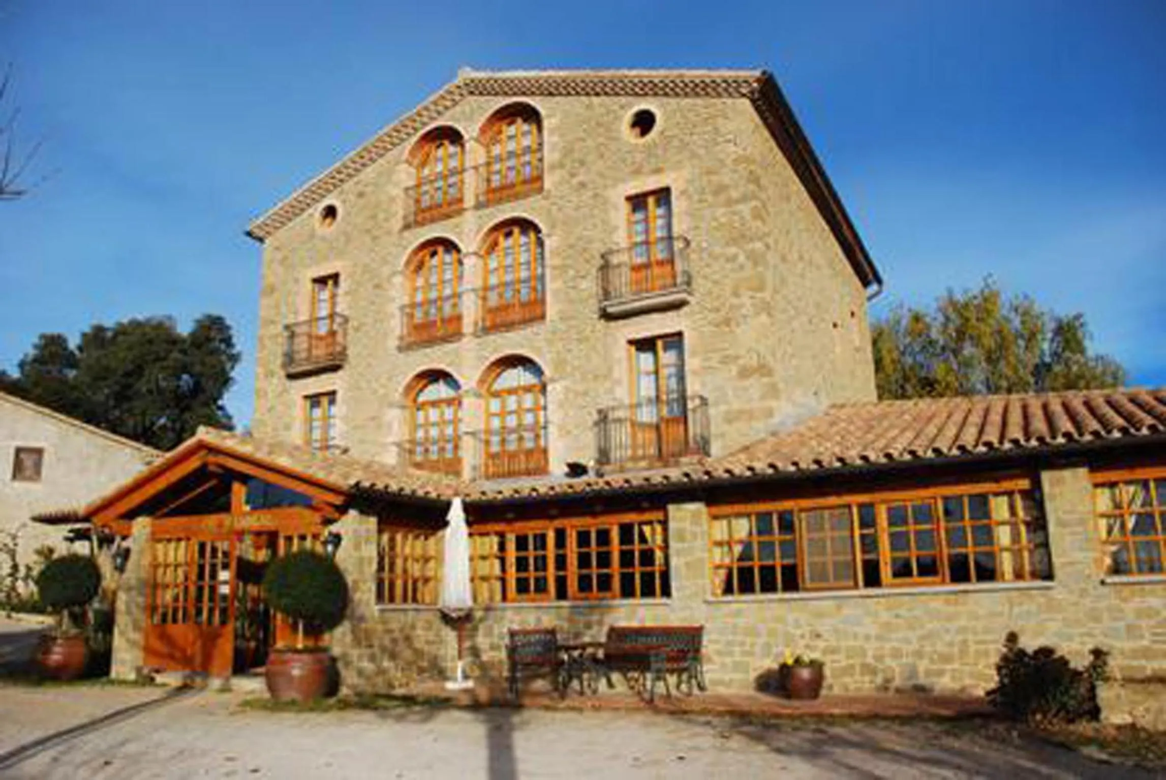 Facade/entrance in Cal Majoral