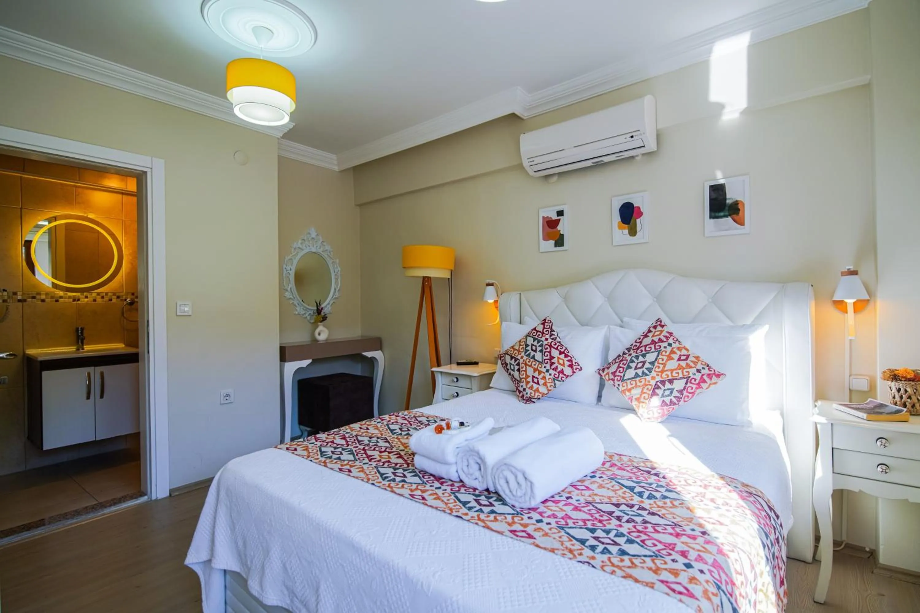 Photo of the whole room, Bed in Ada Olympos Otel